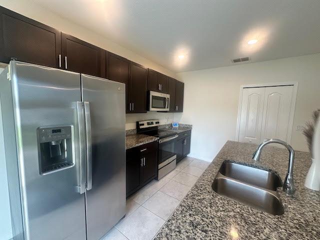 PORT ST LUCIE SECTION 12 - Residential Lease