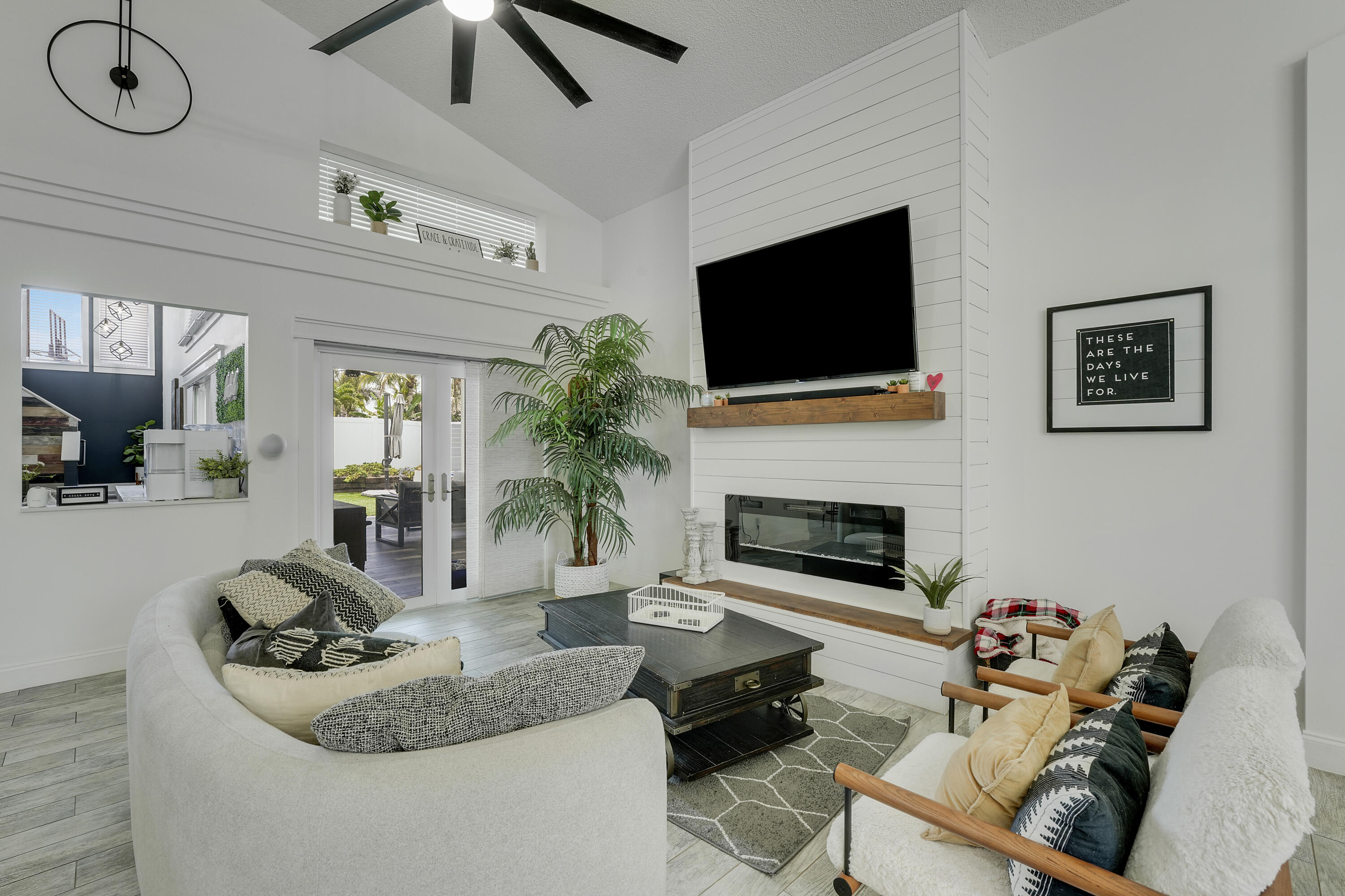 MEADOWS PARK - Residential