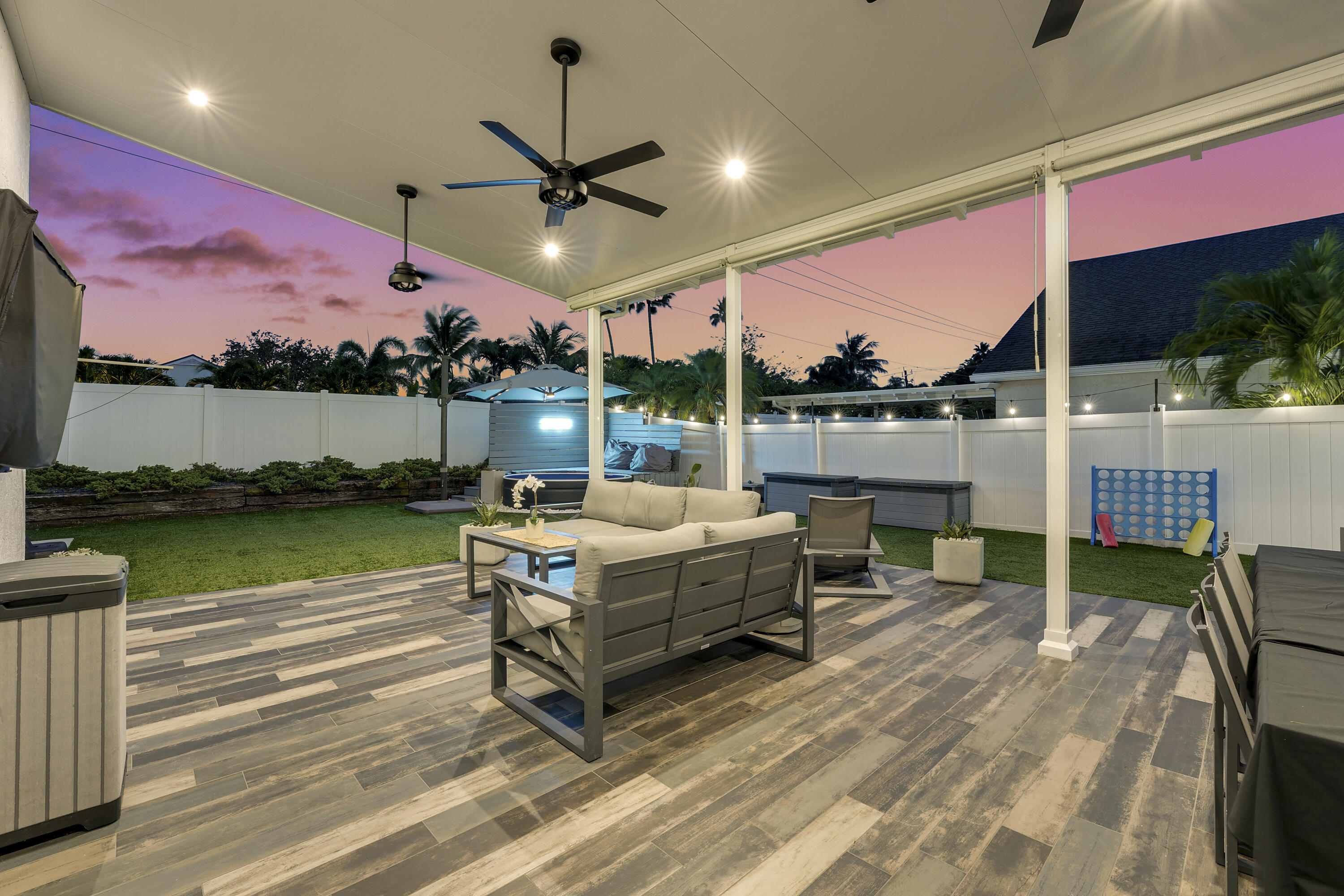 MEADOWS PARK - Residential