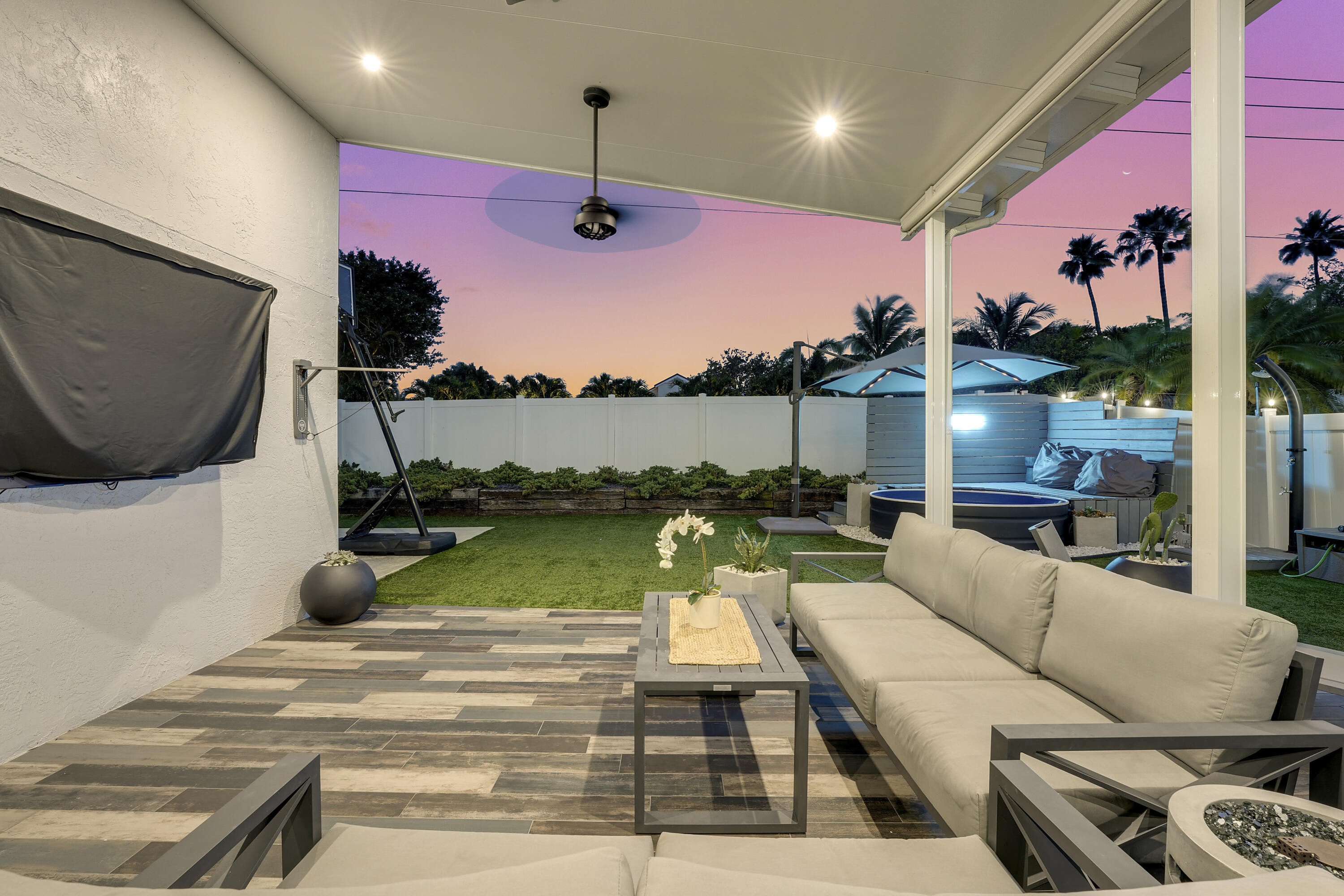MEADOWS PARK - Residential
