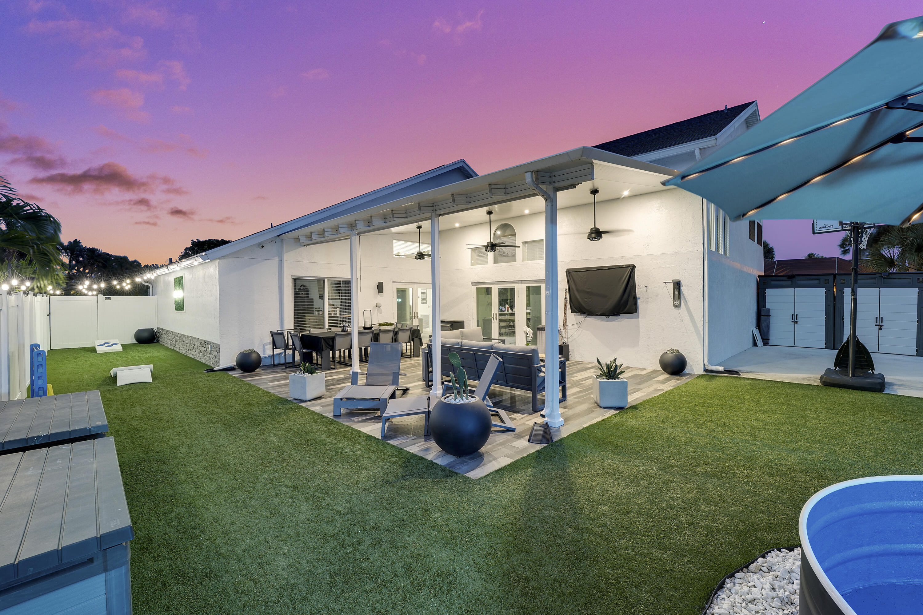 MEADOWS PARK - Residential