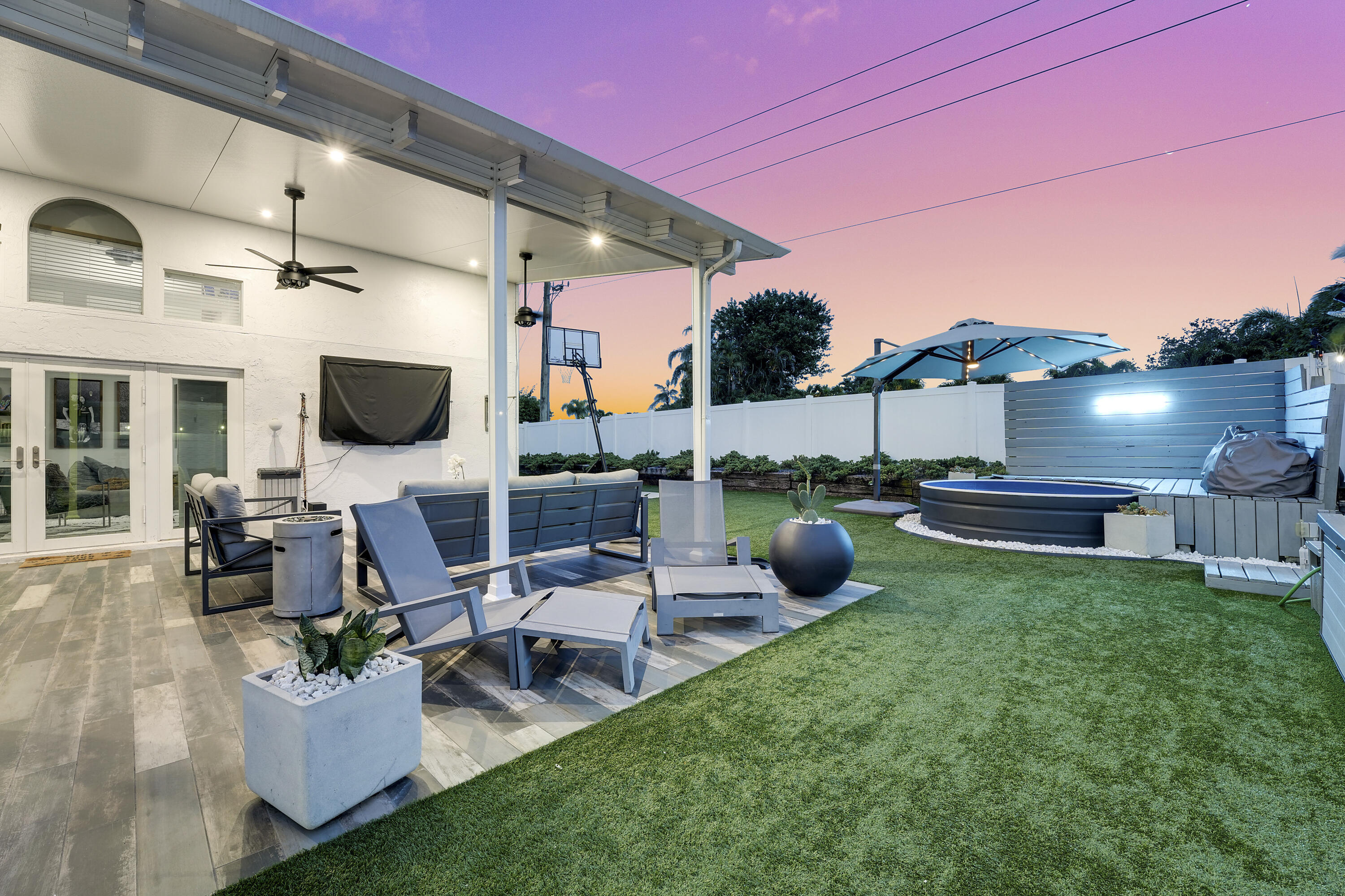 MEADOWS PARK - Residential