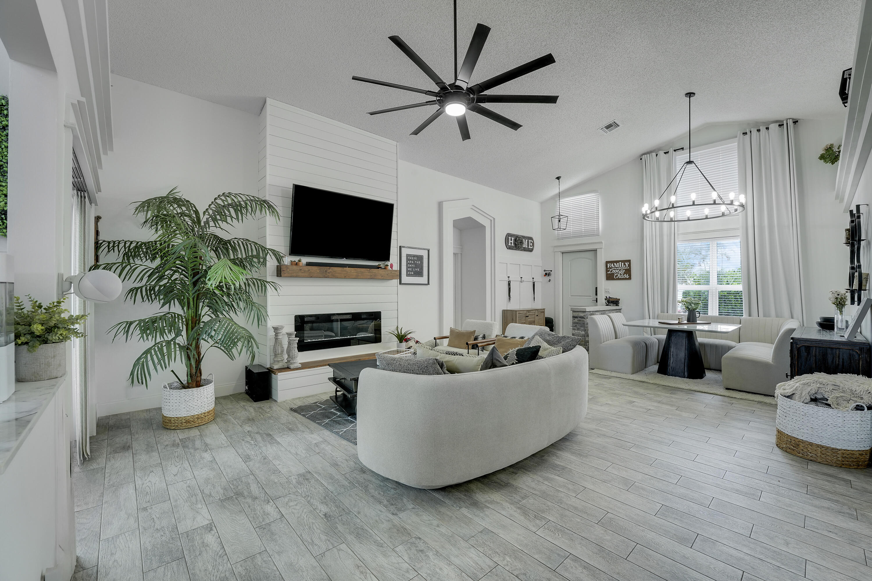 MEADOWS PARK - Residential