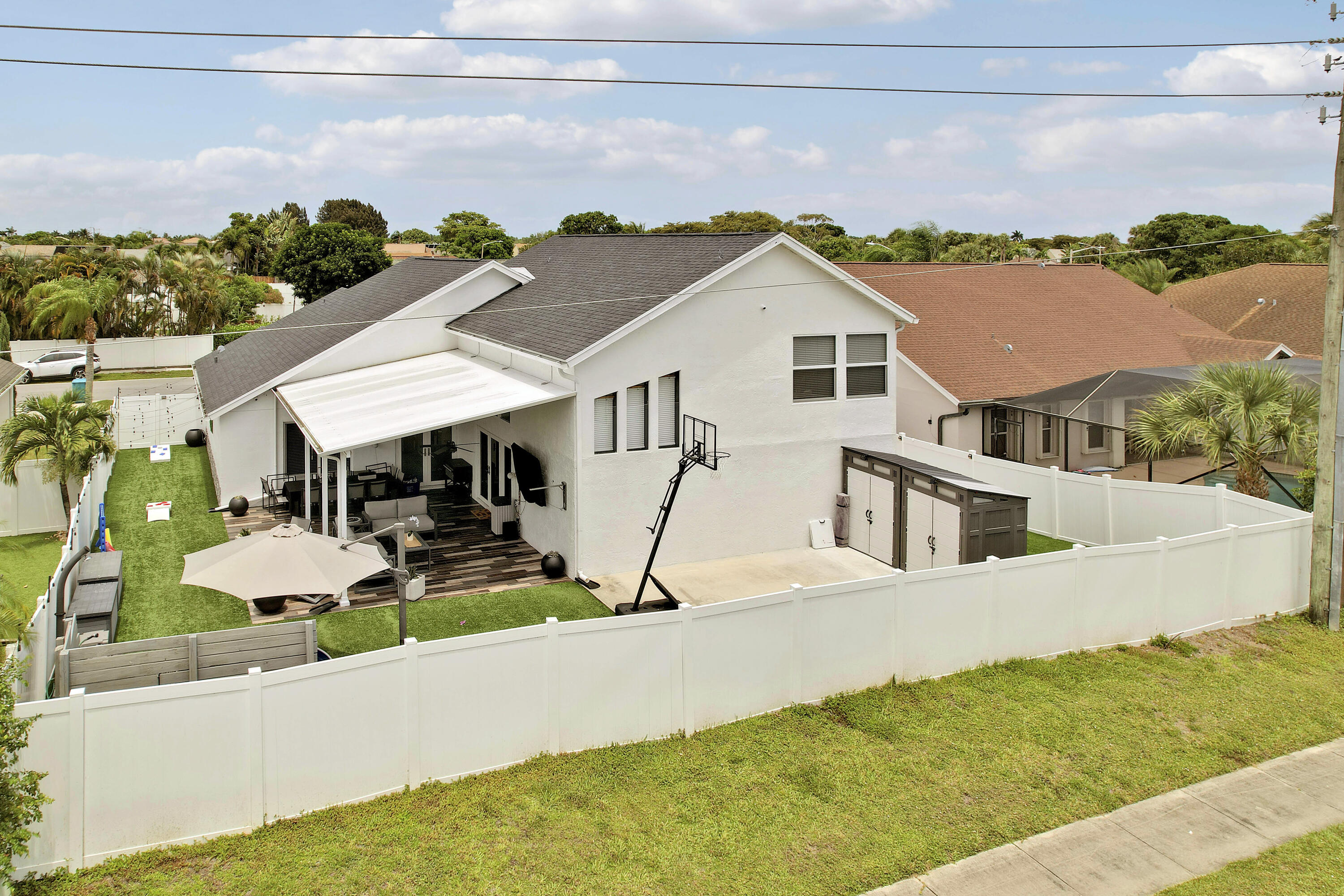 MEADOWS PARK - Residential
