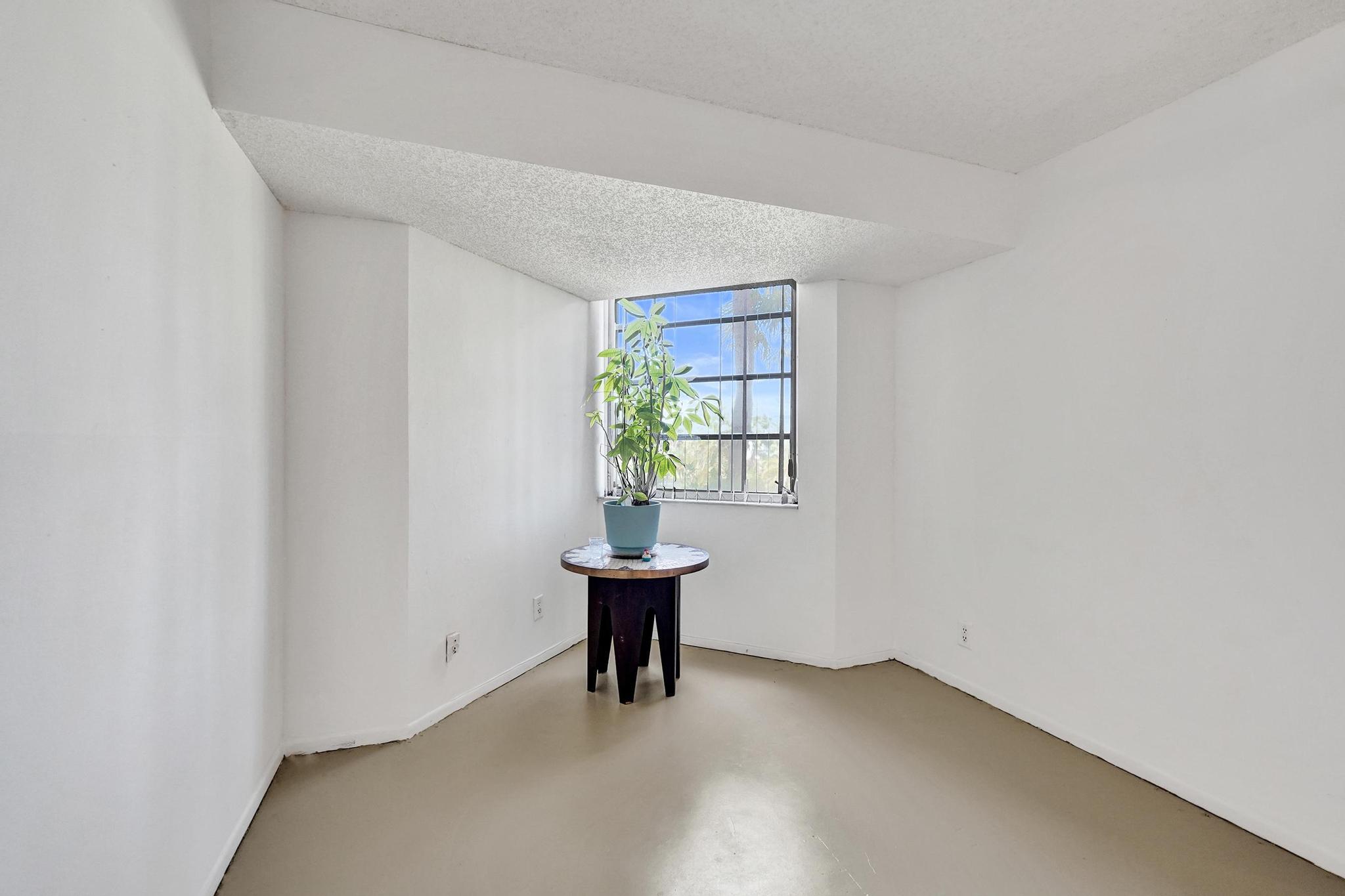 CONDO 1 OF SABAL PALM CONDOS - Residential