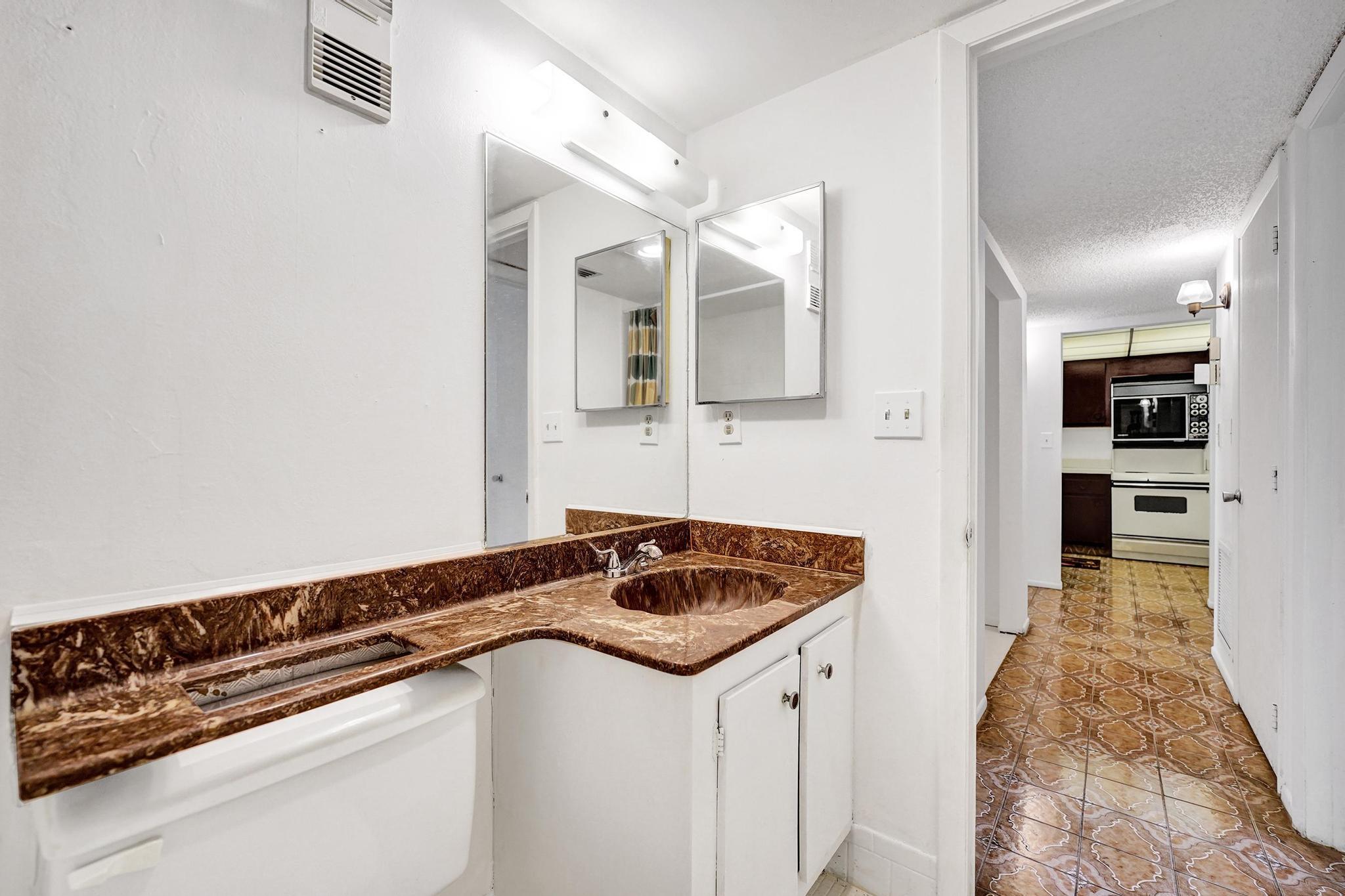 CONDO 1 OF SABAL PALM CONDOS - Residential