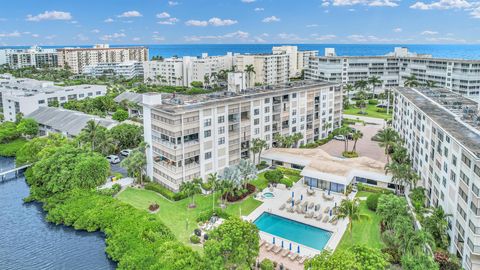 A home in South Palm Beach