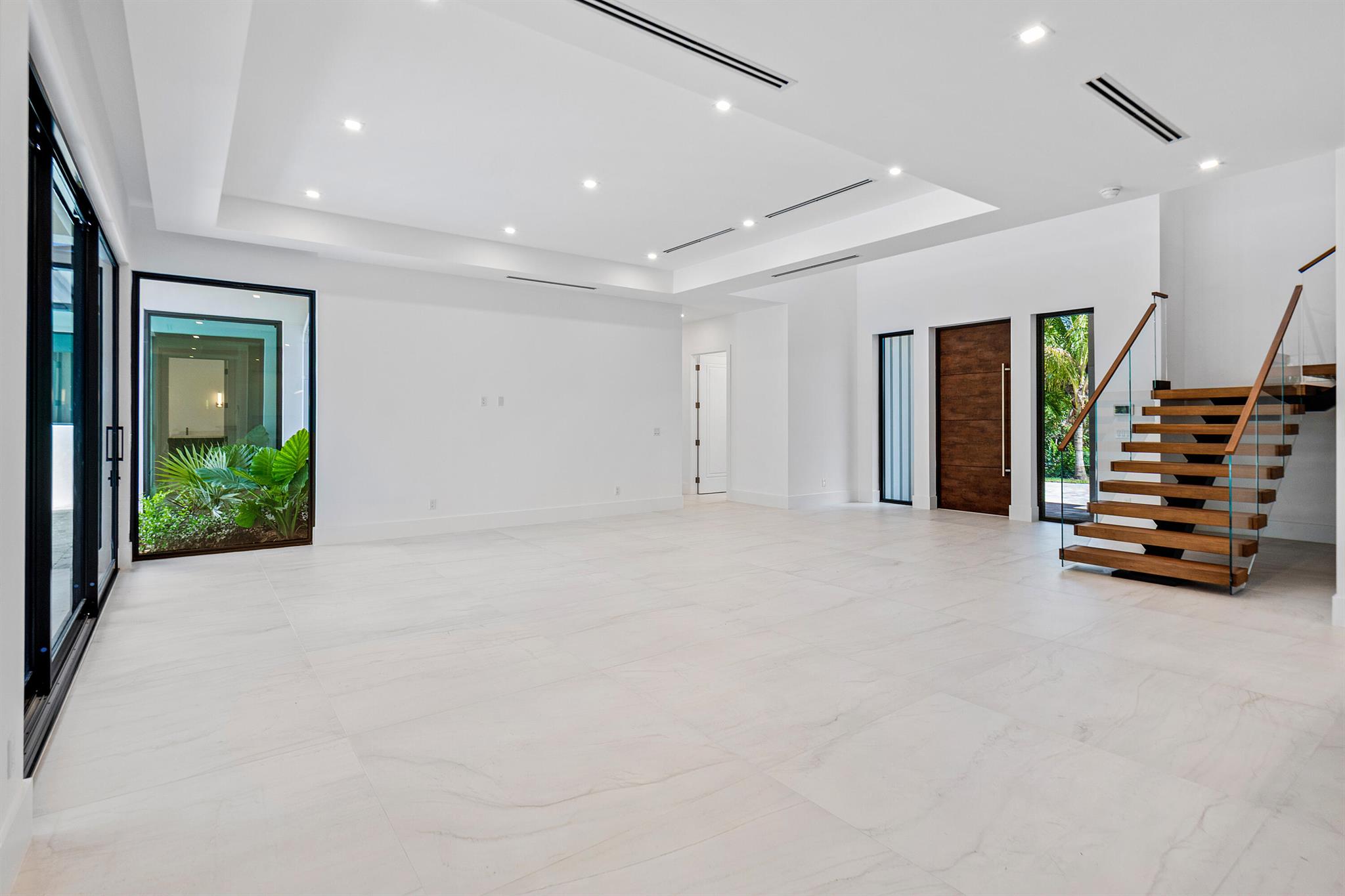 TRADE WINDS ESTATES - Residential