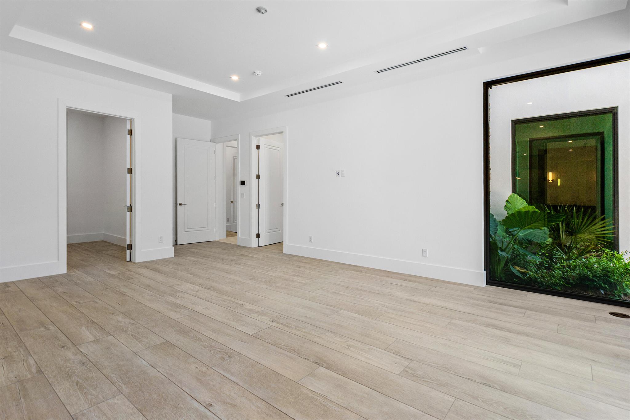 TRADE WINDS ESTATES - Residential