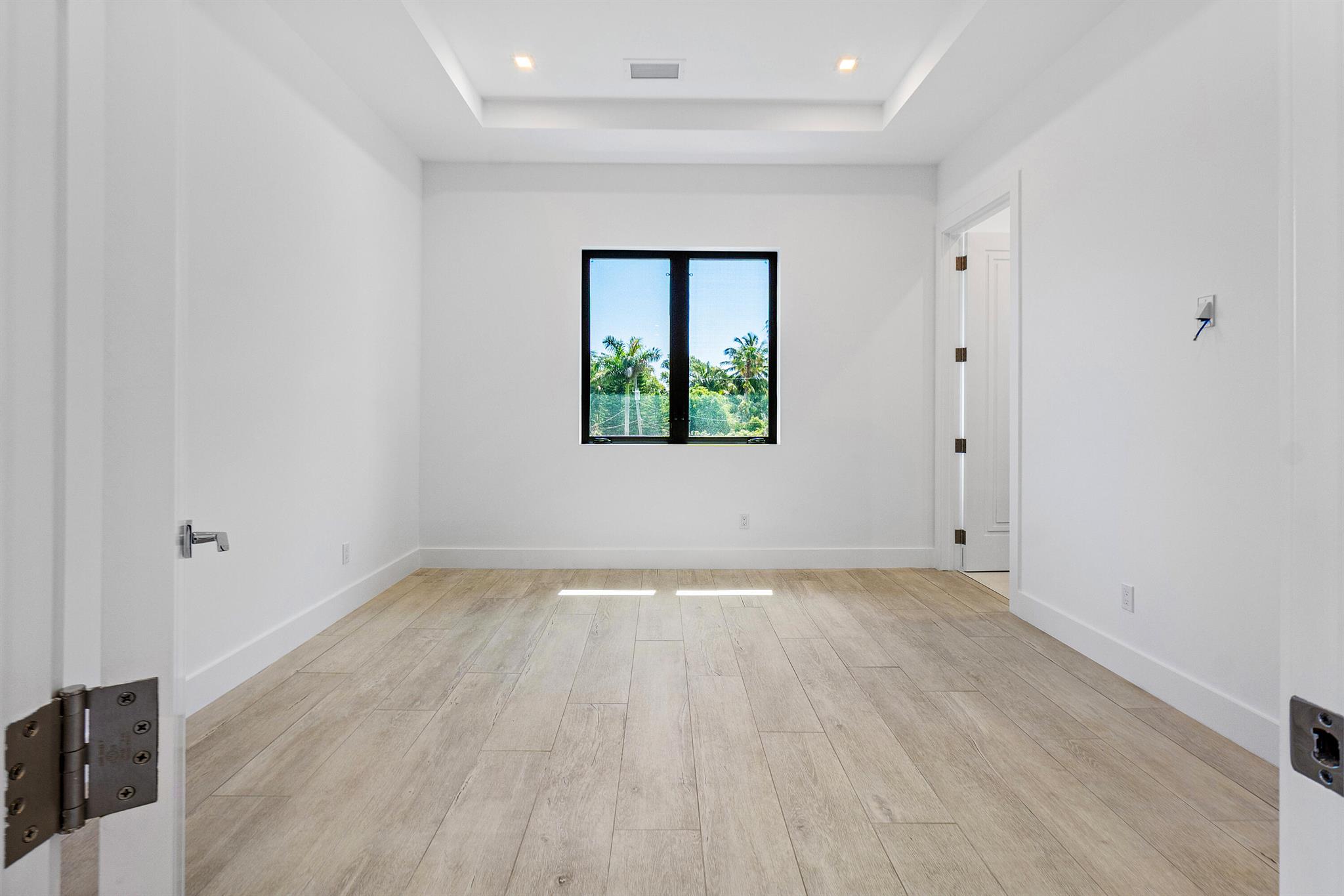 TRADE WINDS ESTATES - Residential