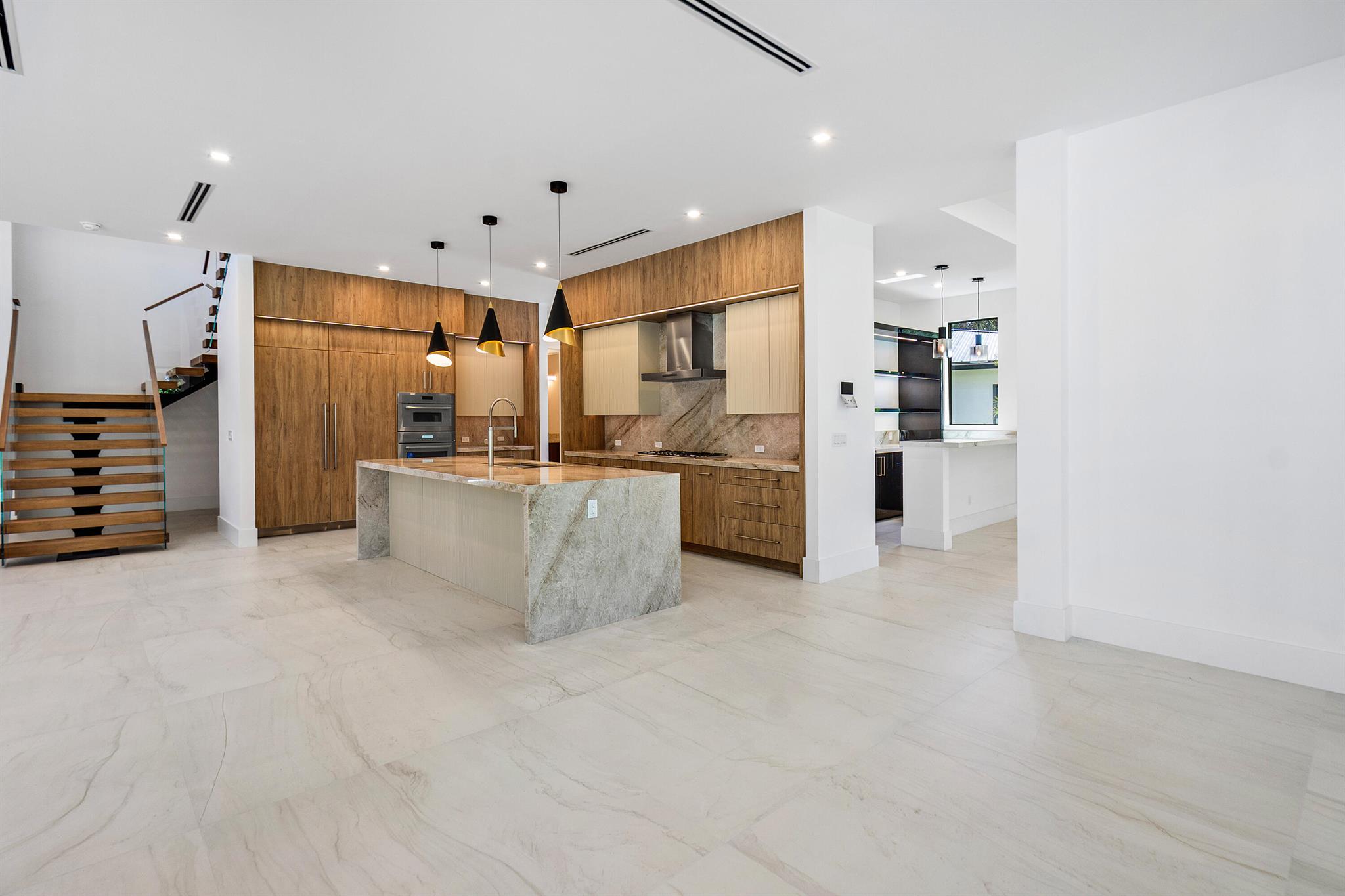 TRADE WINDS ESTATES - Residential