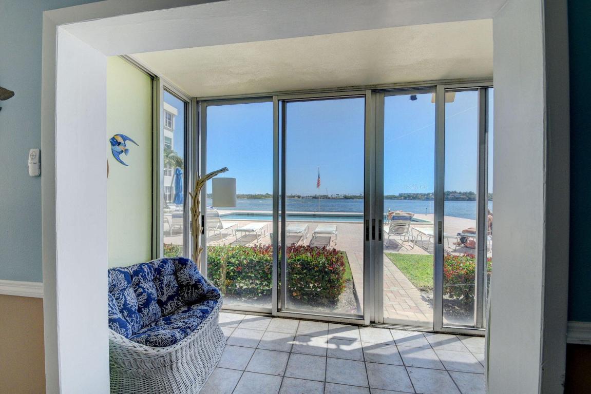 SEACREST VILLAS CONDO - Residential