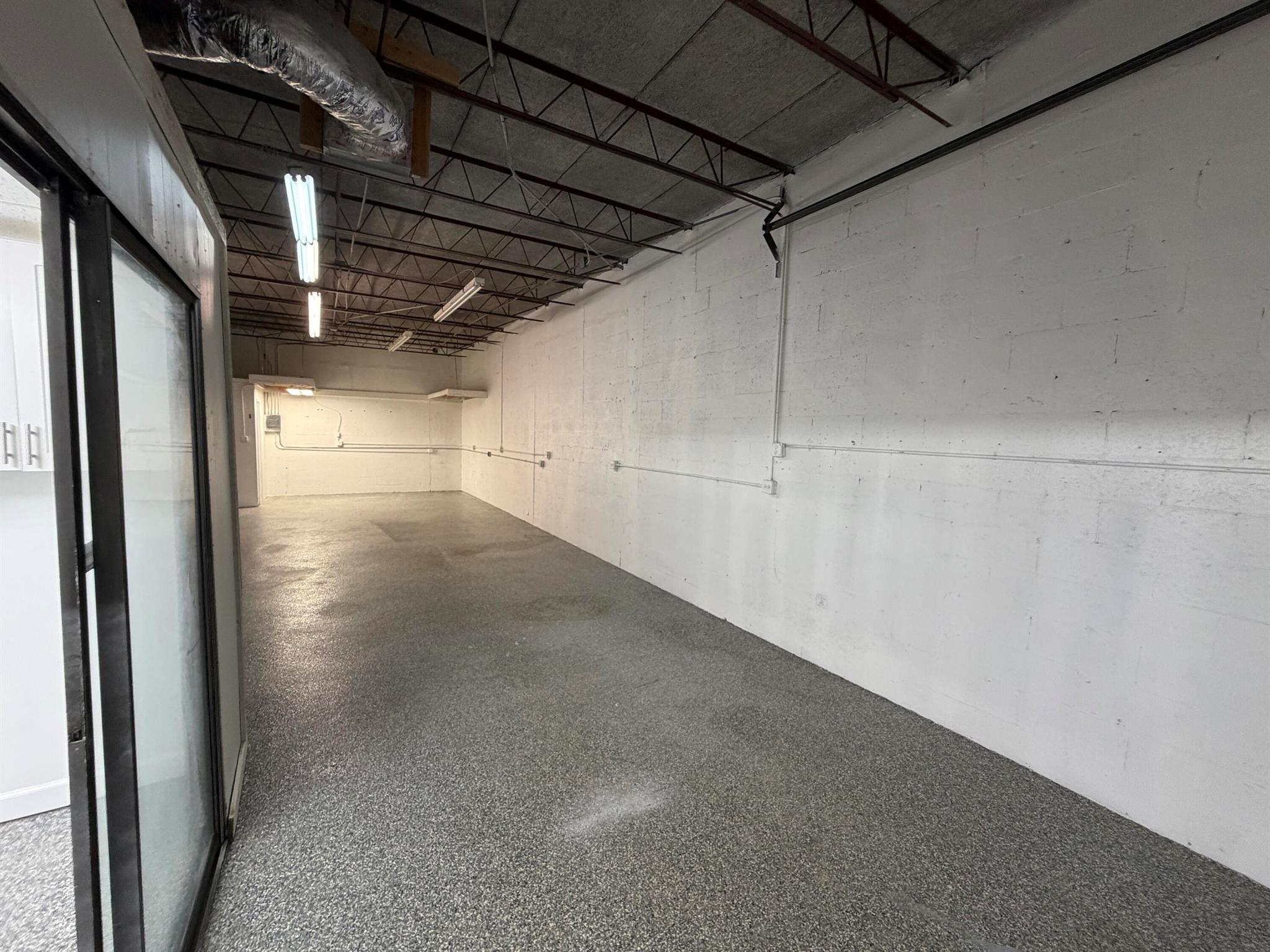 EAST COAST INDUSTRIAL CEN - Commercial Lease