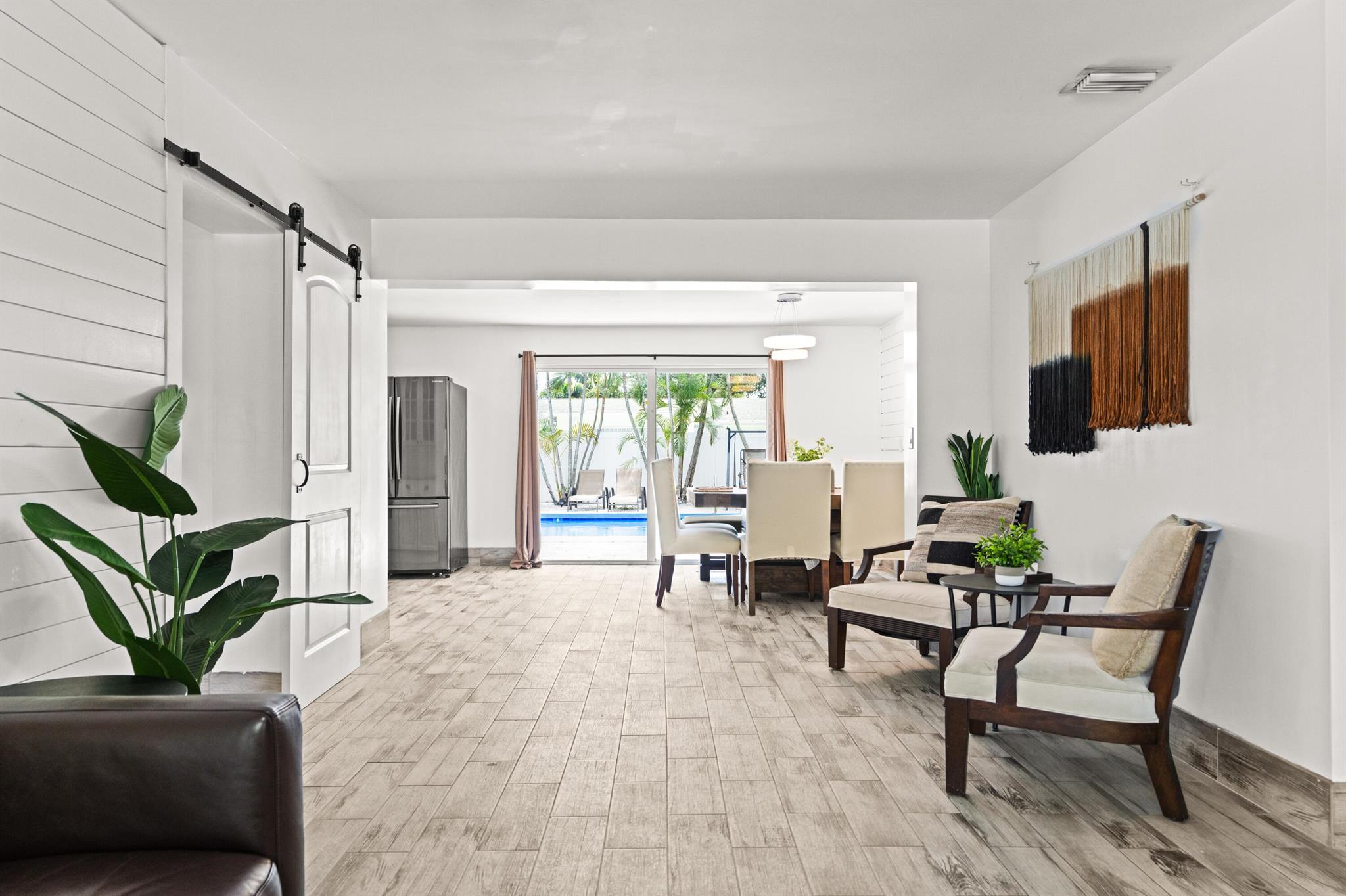 TROPIC VISTA - Residential Lease