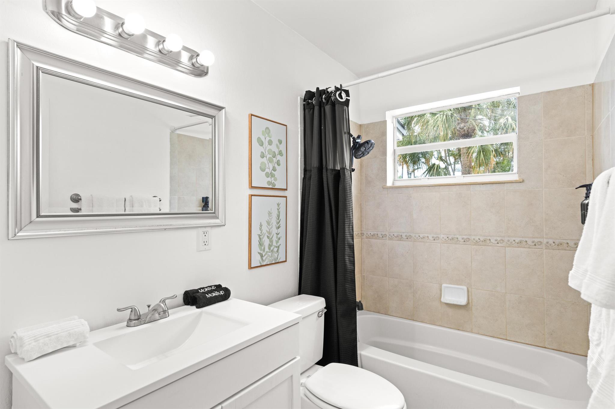 TROPIC VISTA - Residential Lease