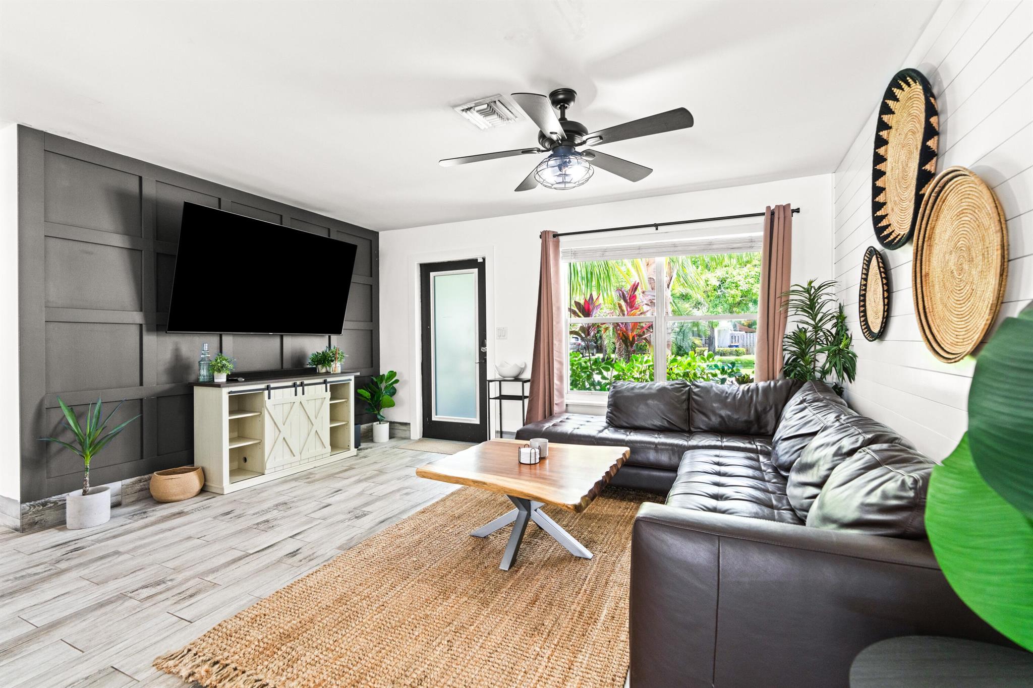 TROPIC VISTA - Residential Lease