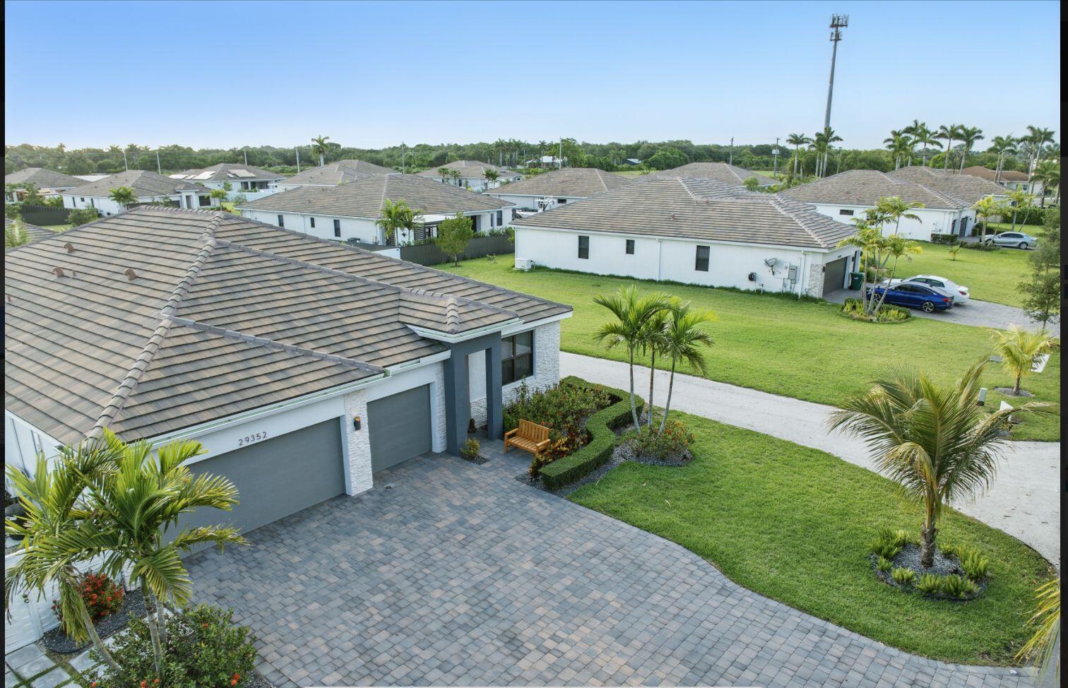 KROME GROVE ESTATES - Residential