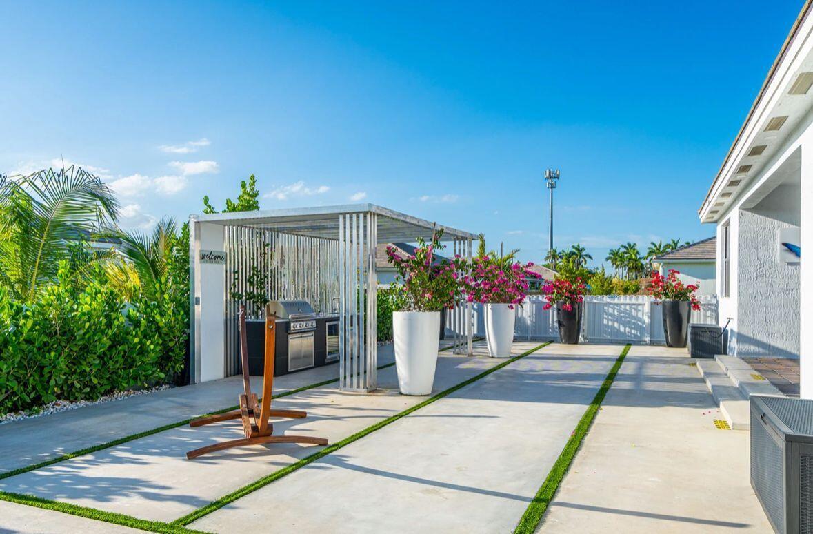 KROME GROVE ESTATES - Residential