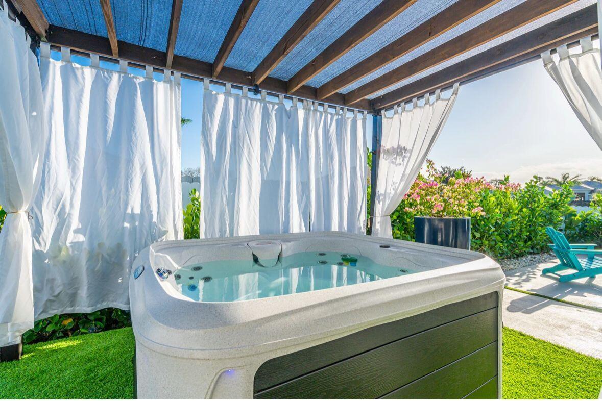 KROME GROVE ESTATES - Residential