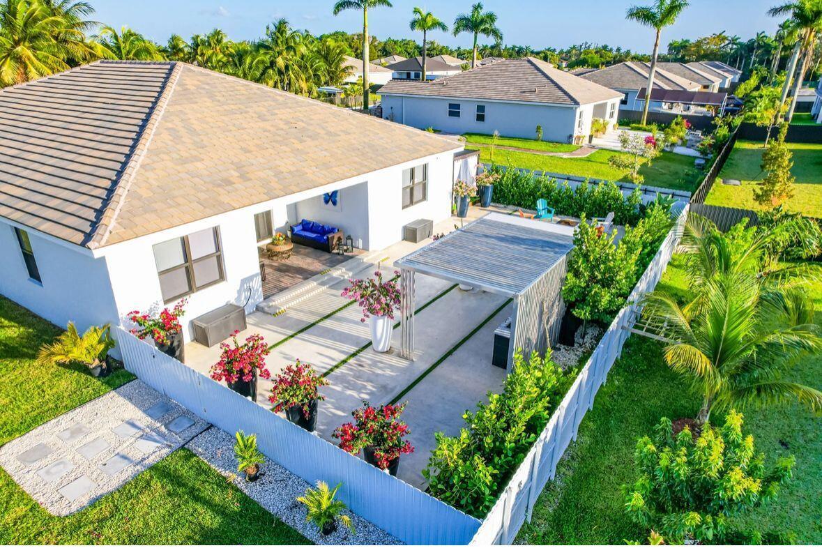 KROME GROVE ESTATES - Residential