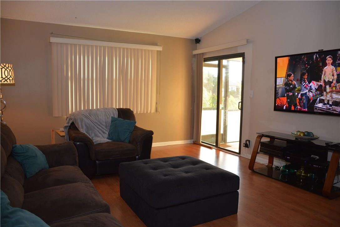 WESTLAKE VILLAS - Residential