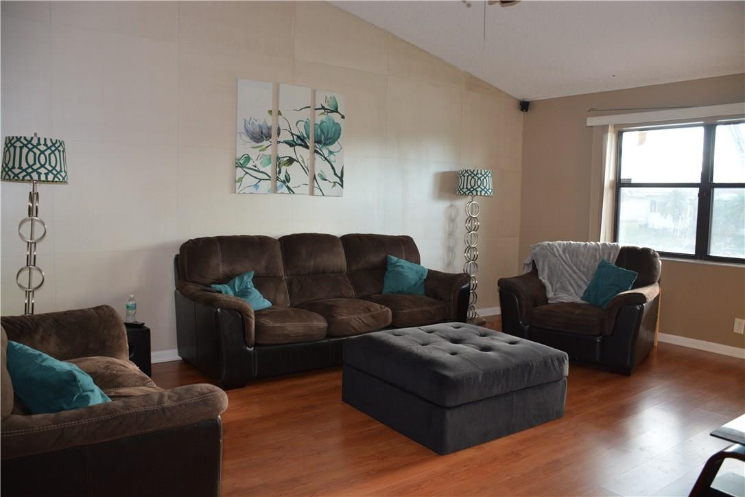 WESTLAKE VILLAS - Residential