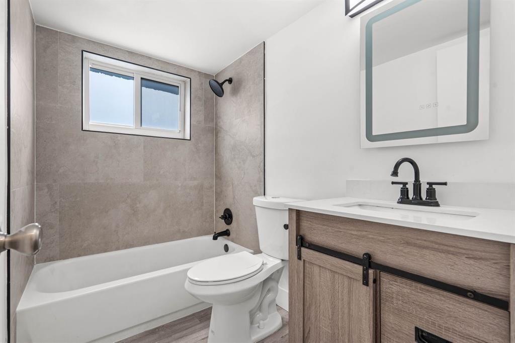 Petite - Residential Lease