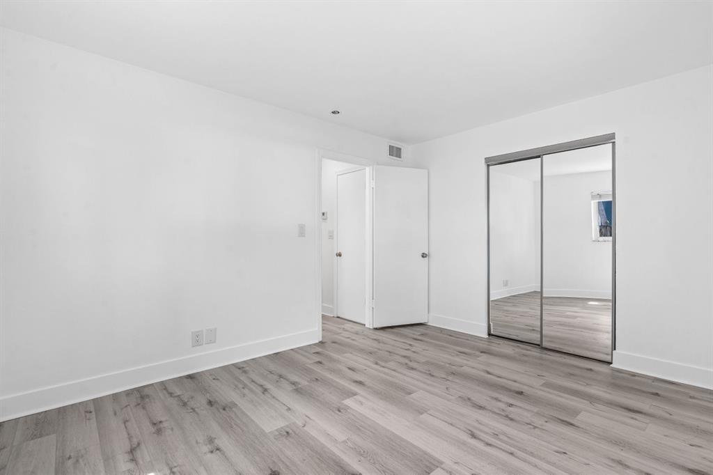 Petite - Residential Lease