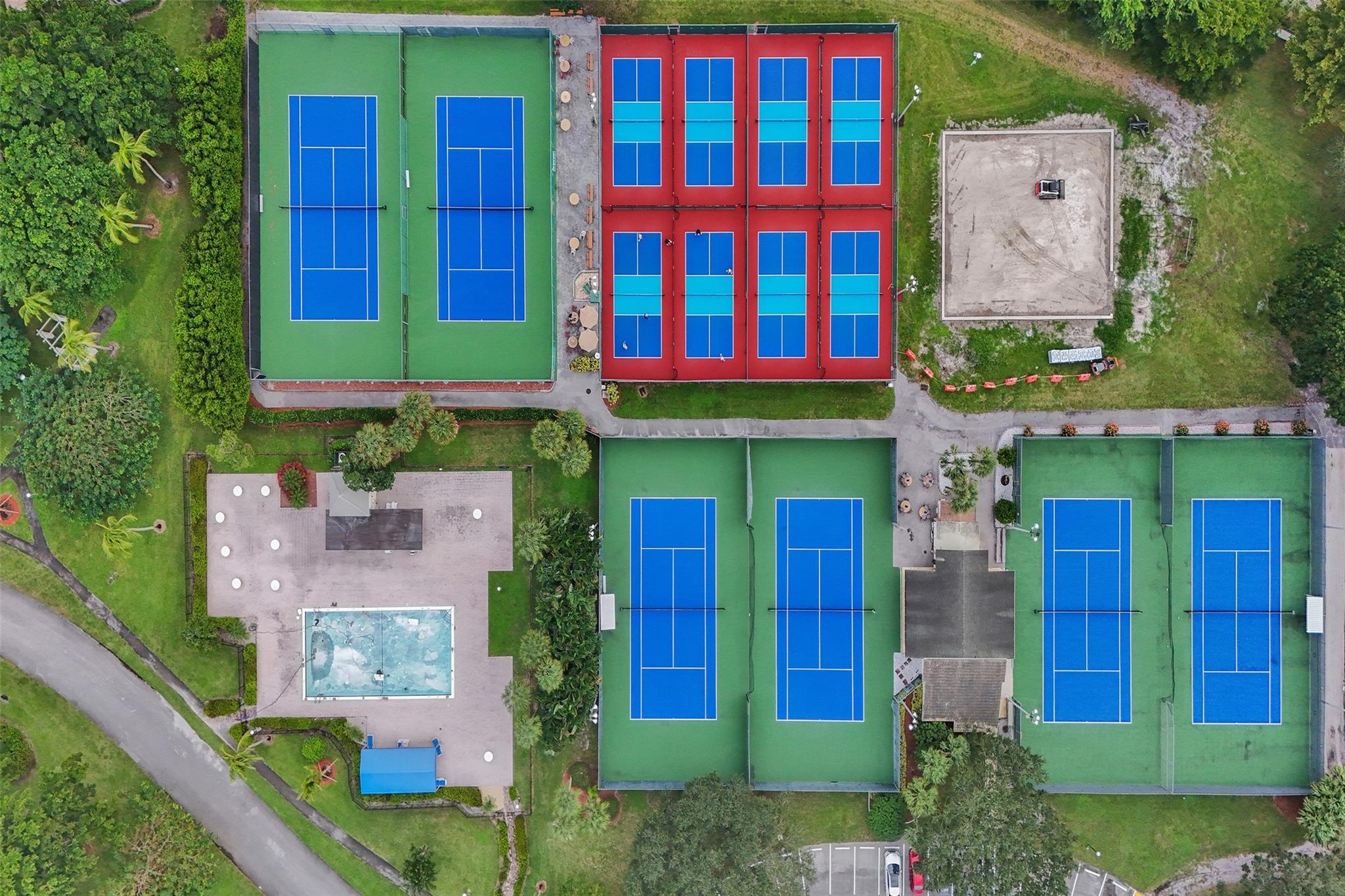 Victoria Village B Condom - Residential