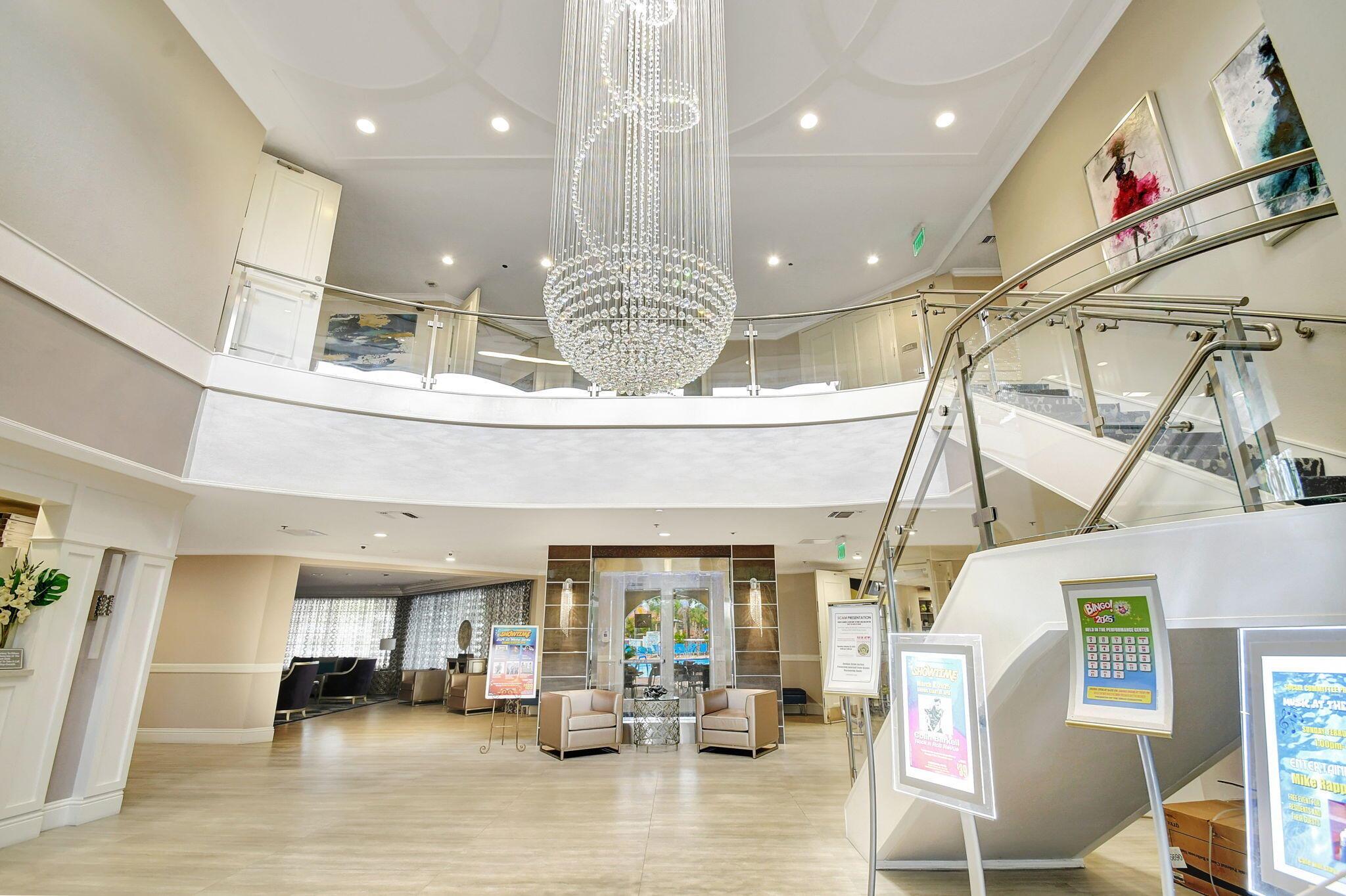 LUCENTE VILLAGE - Residential