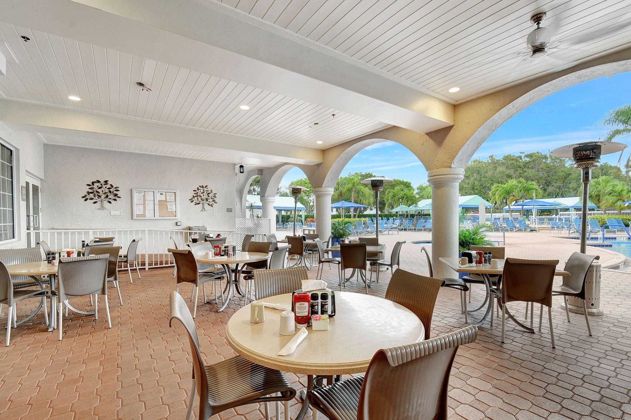 LUCENTE VILLAGE - Residential