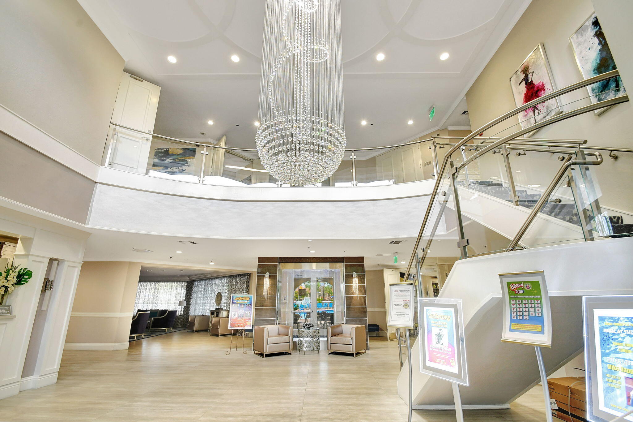 LUCENTE VILLAGE - Residential