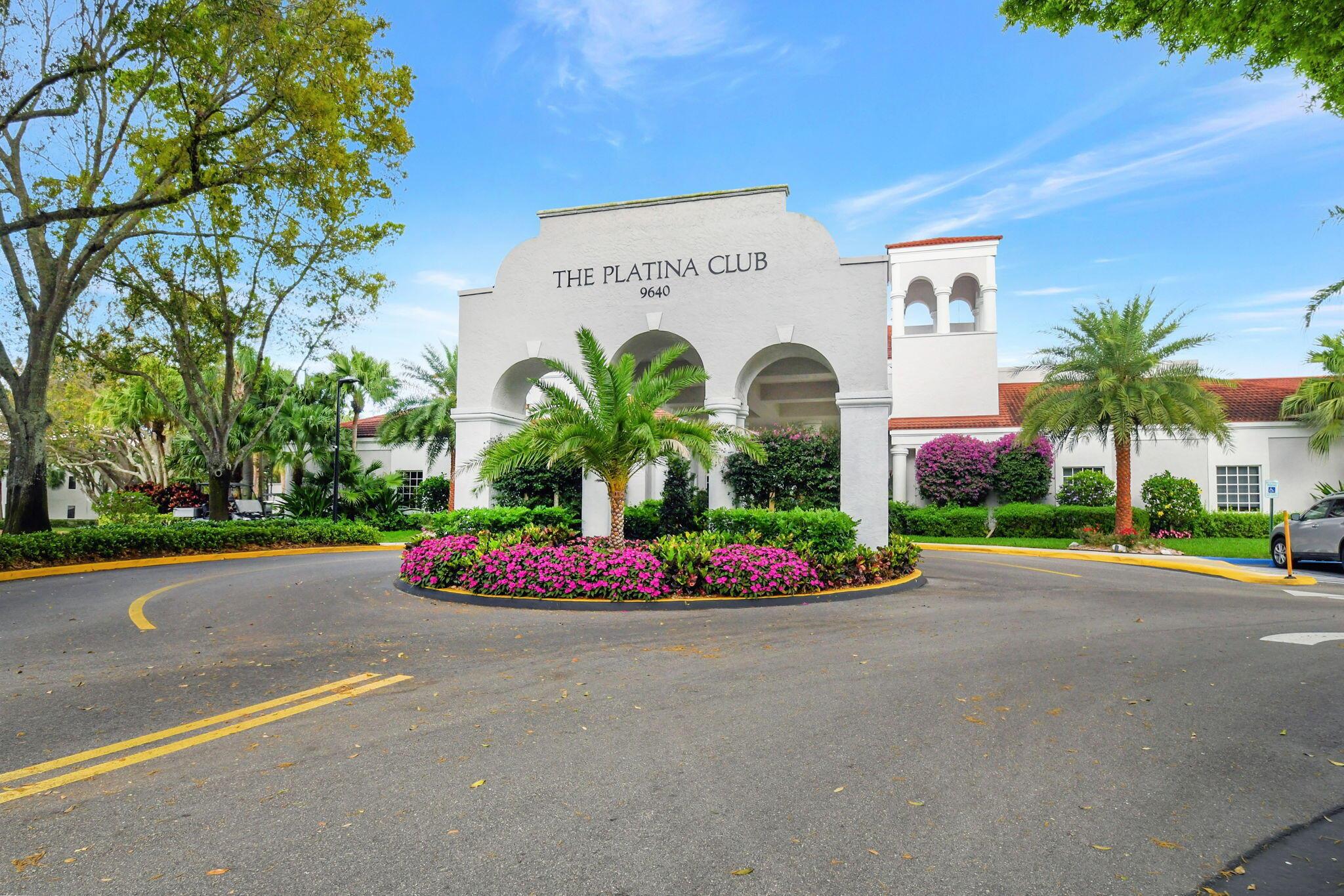 LUCENTE VILLAGE - Residential