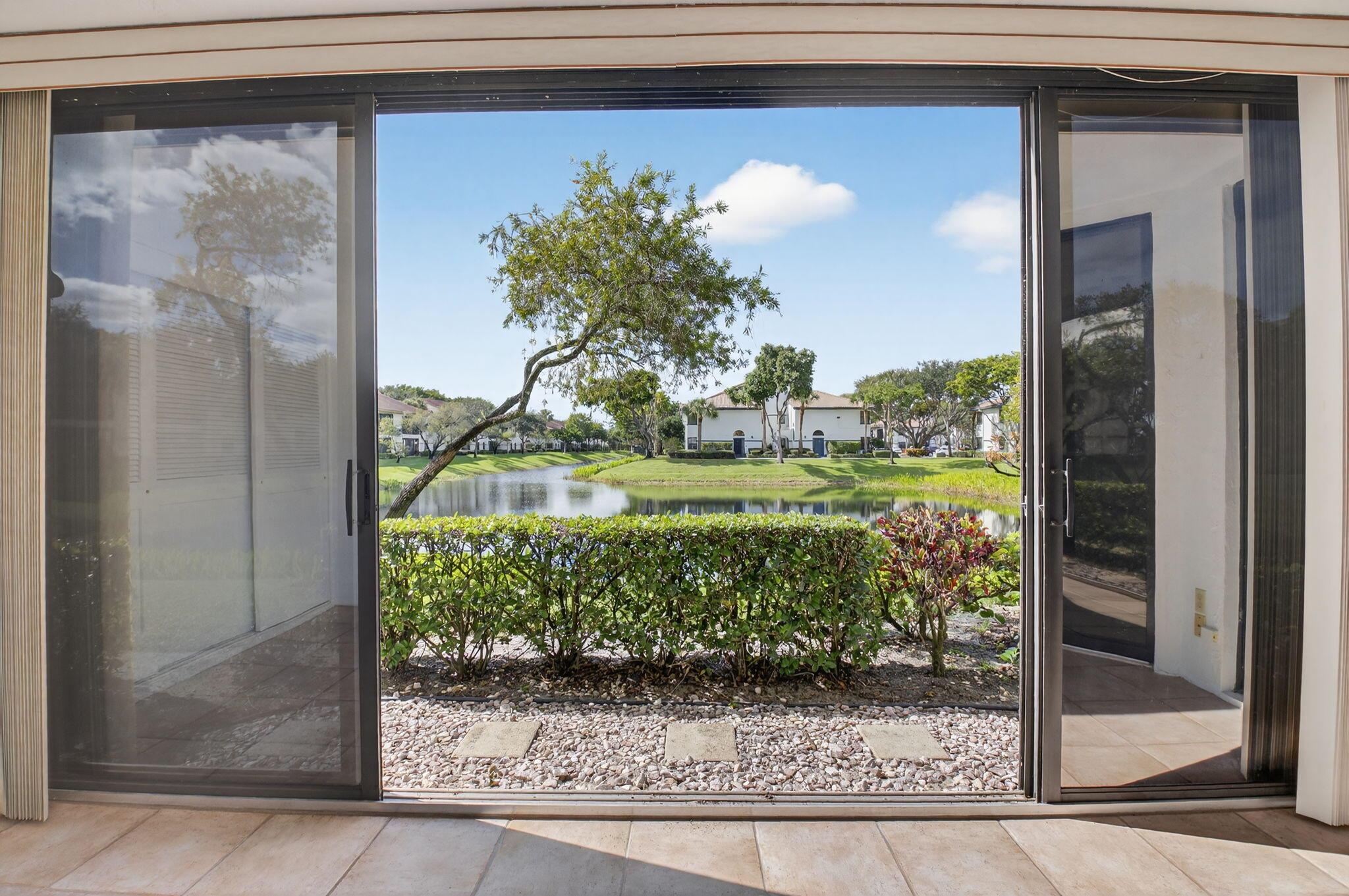 LUCENTE VILLAGE - Residential