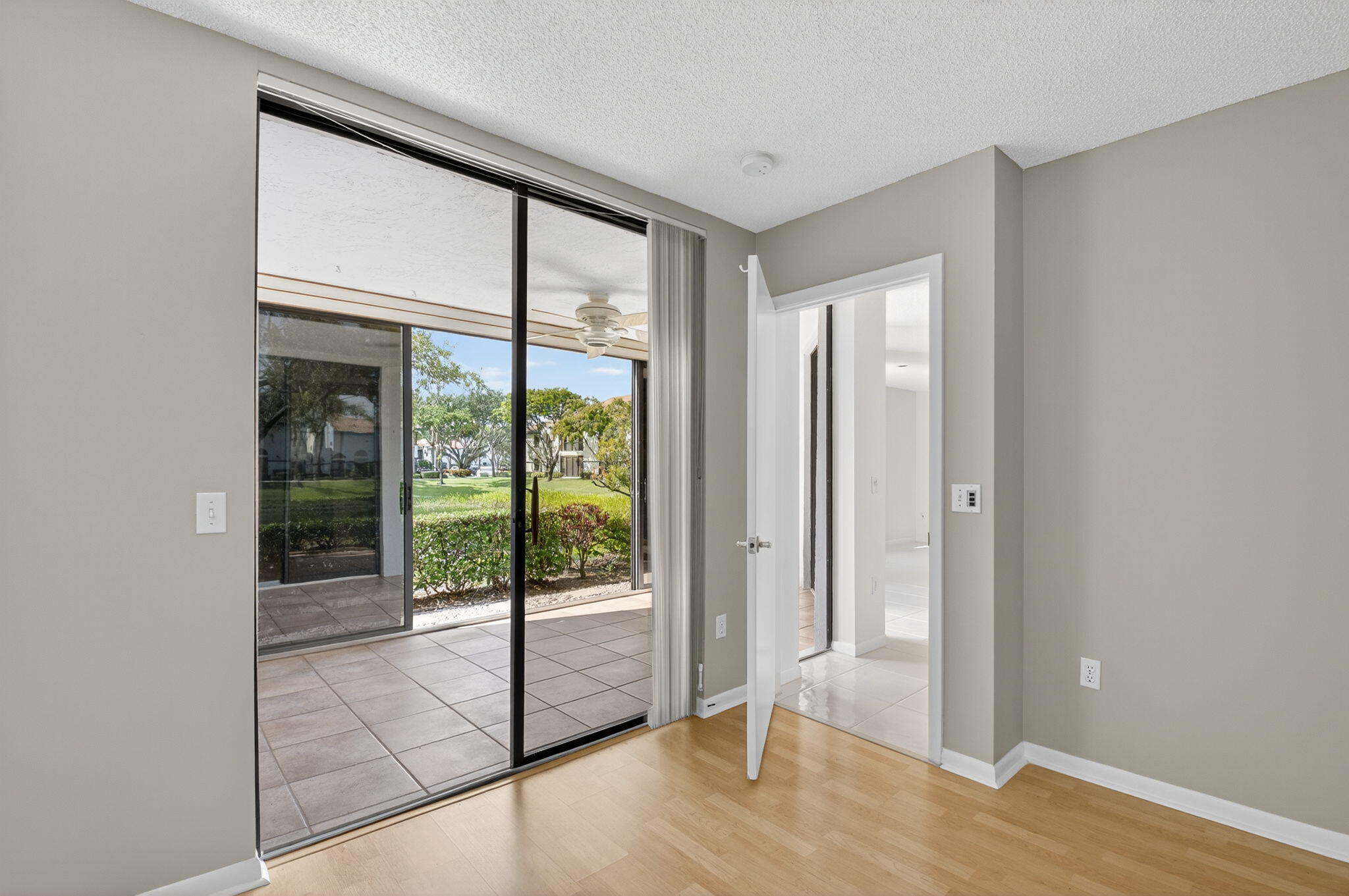 LUCENTE VILLAGE - Residential