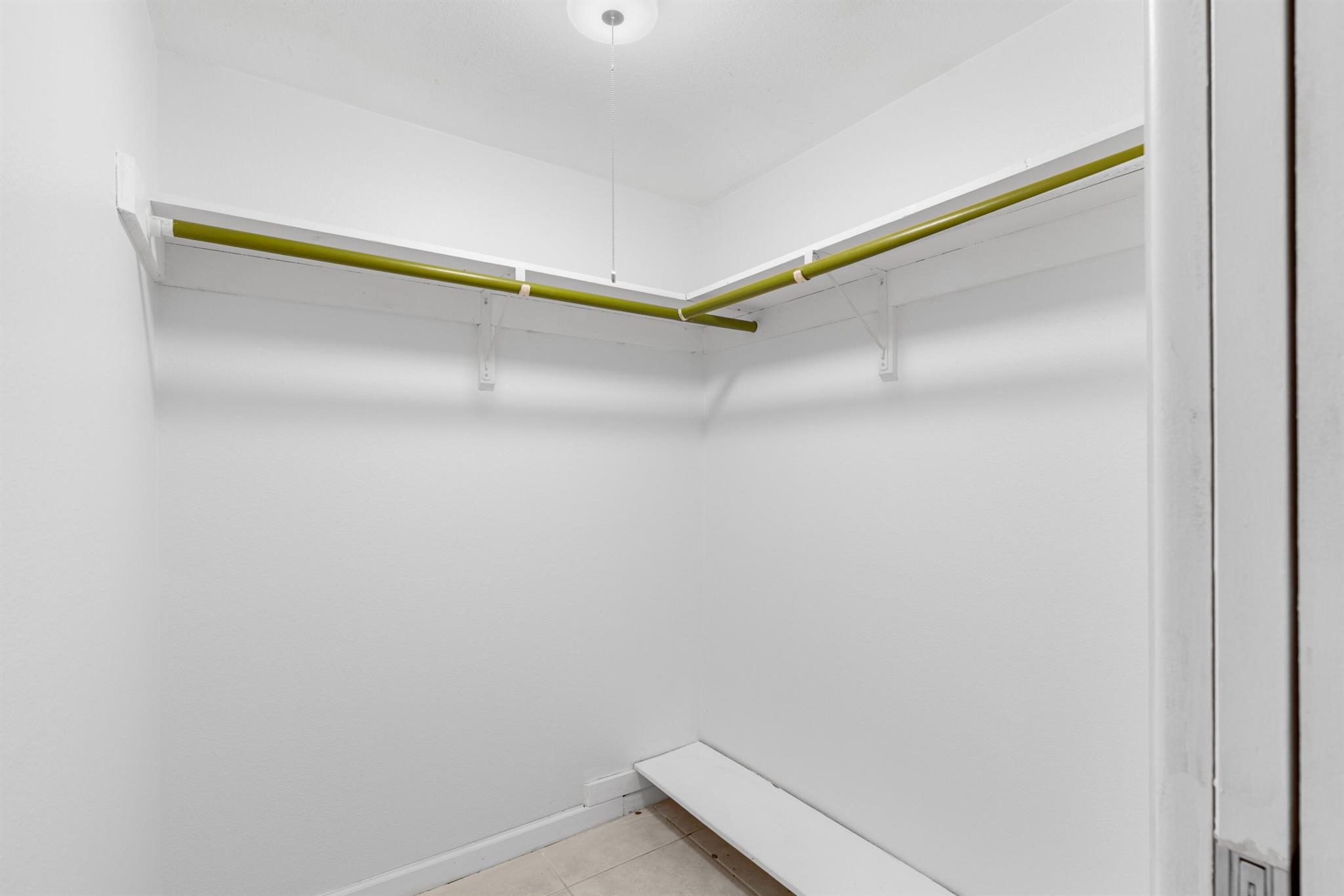 TRAILS END VILLAS INC CON - Residential