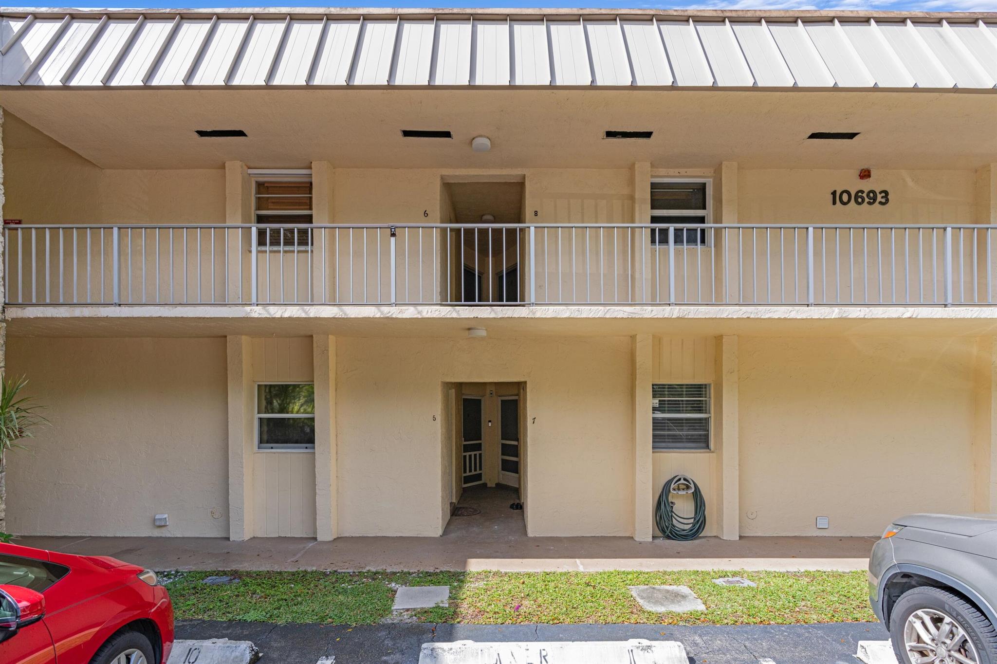 TRAILS END VILLAS INC CON - Residential