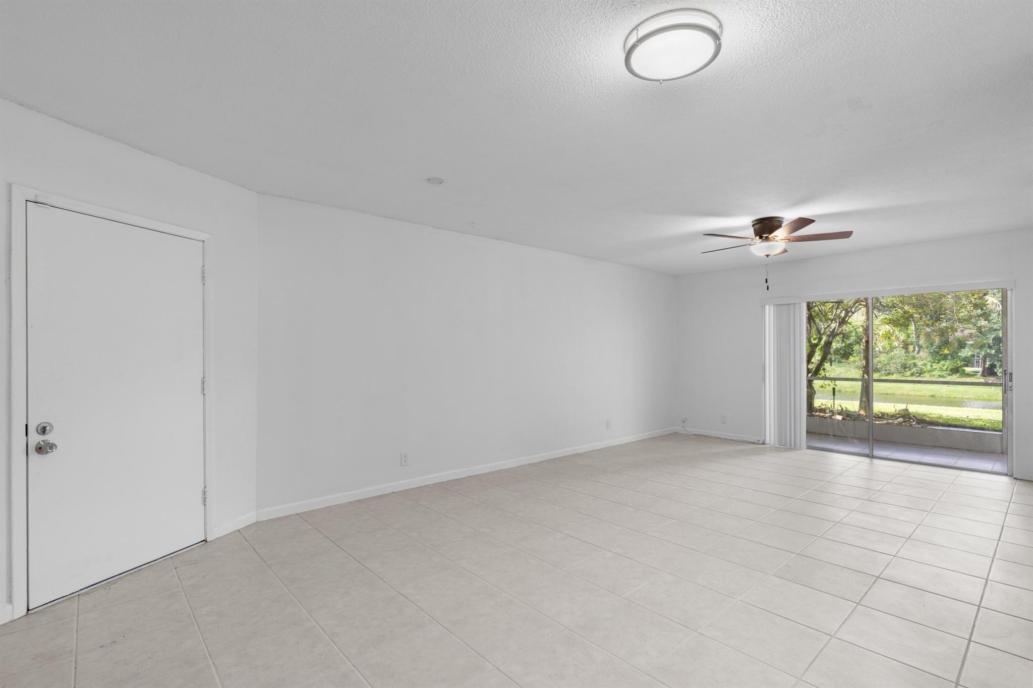 TRAILS END VILLAS INC CON - Residential