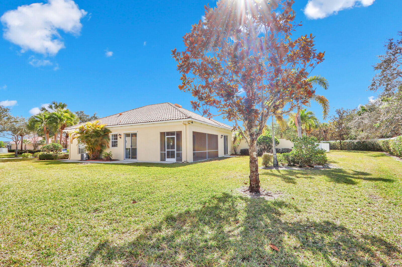 CARLETON OAKS - Residential