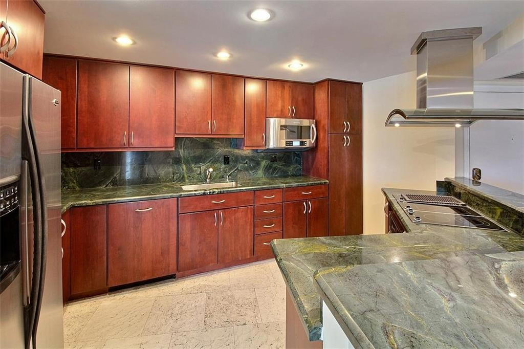 MAYA MARCA - Residential