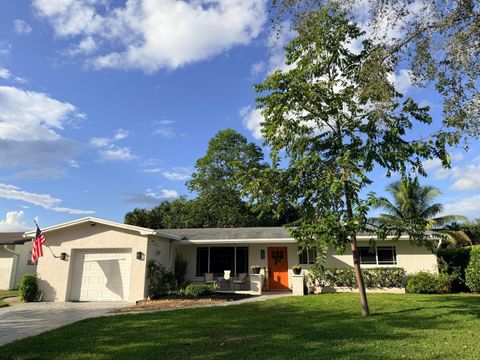 10611 NW 18th Place Pembroke Pines FL 33026