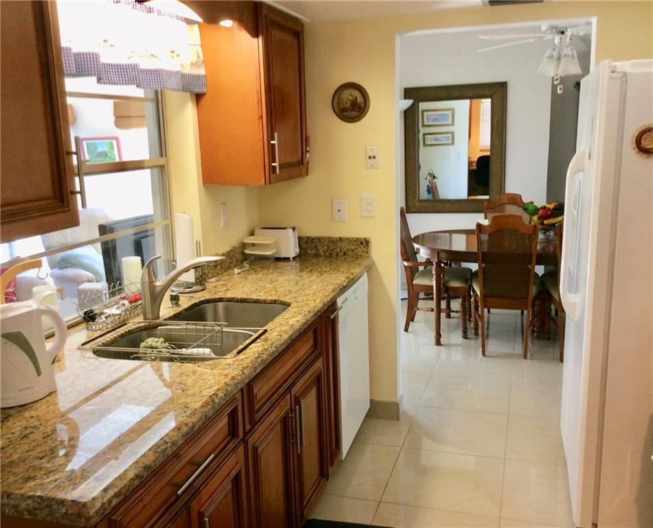 Leisureville Third Sec 65 - Residential