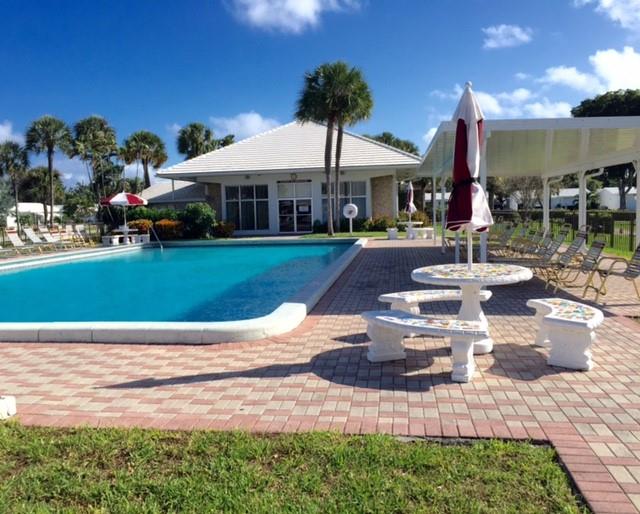 Leisureville Third Sec 65 - Residential