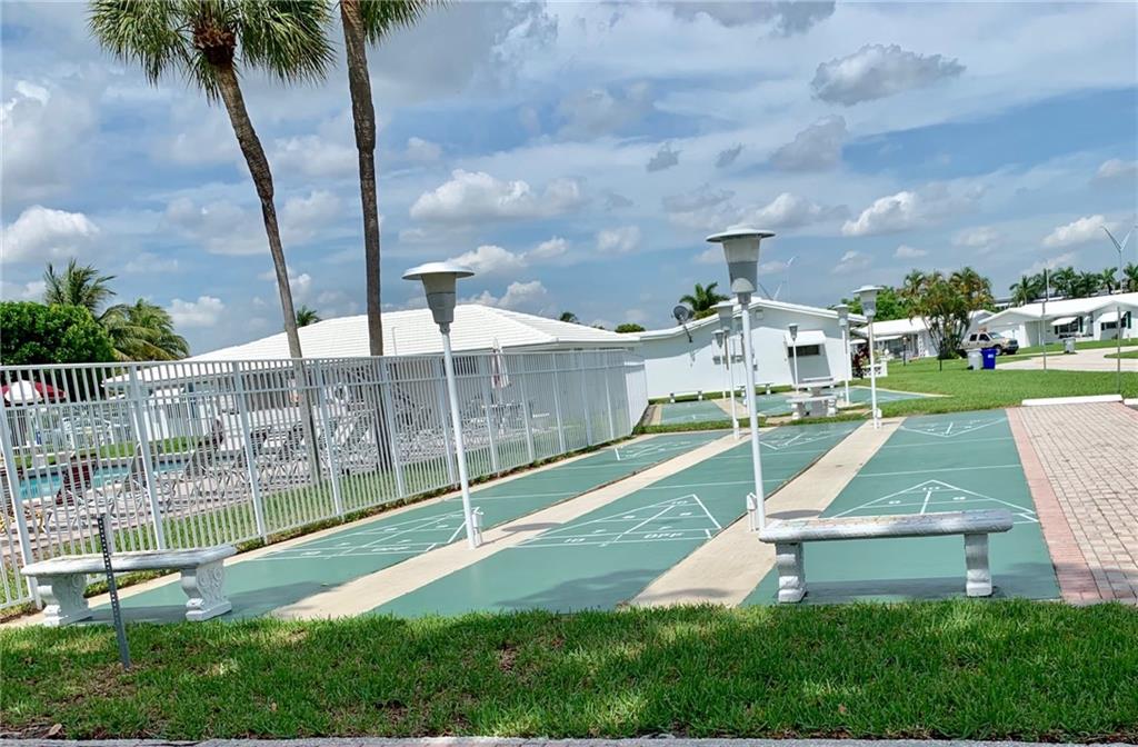 Leisureville Third Sec 65 - Residential