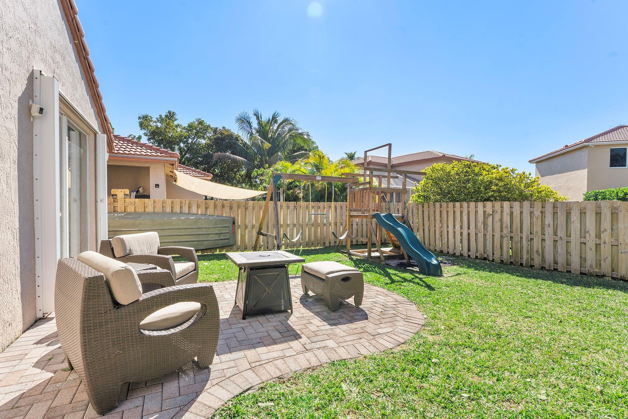 4078 NW 61st Terrace