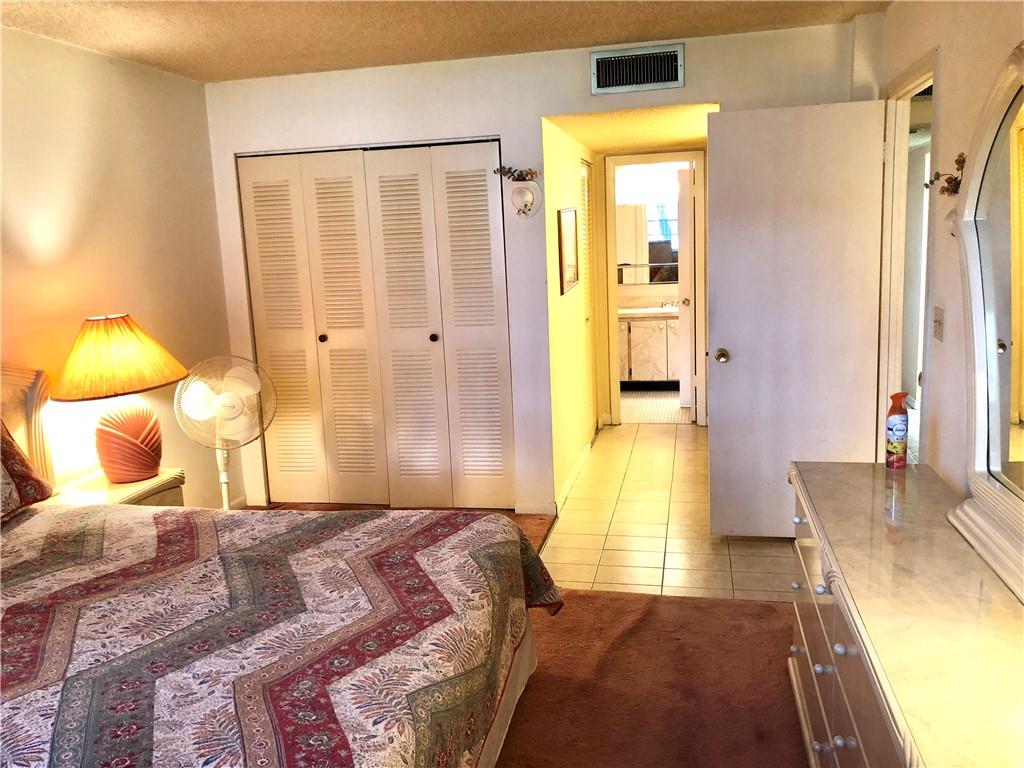 HOLIDAY SPRINGS - Residential