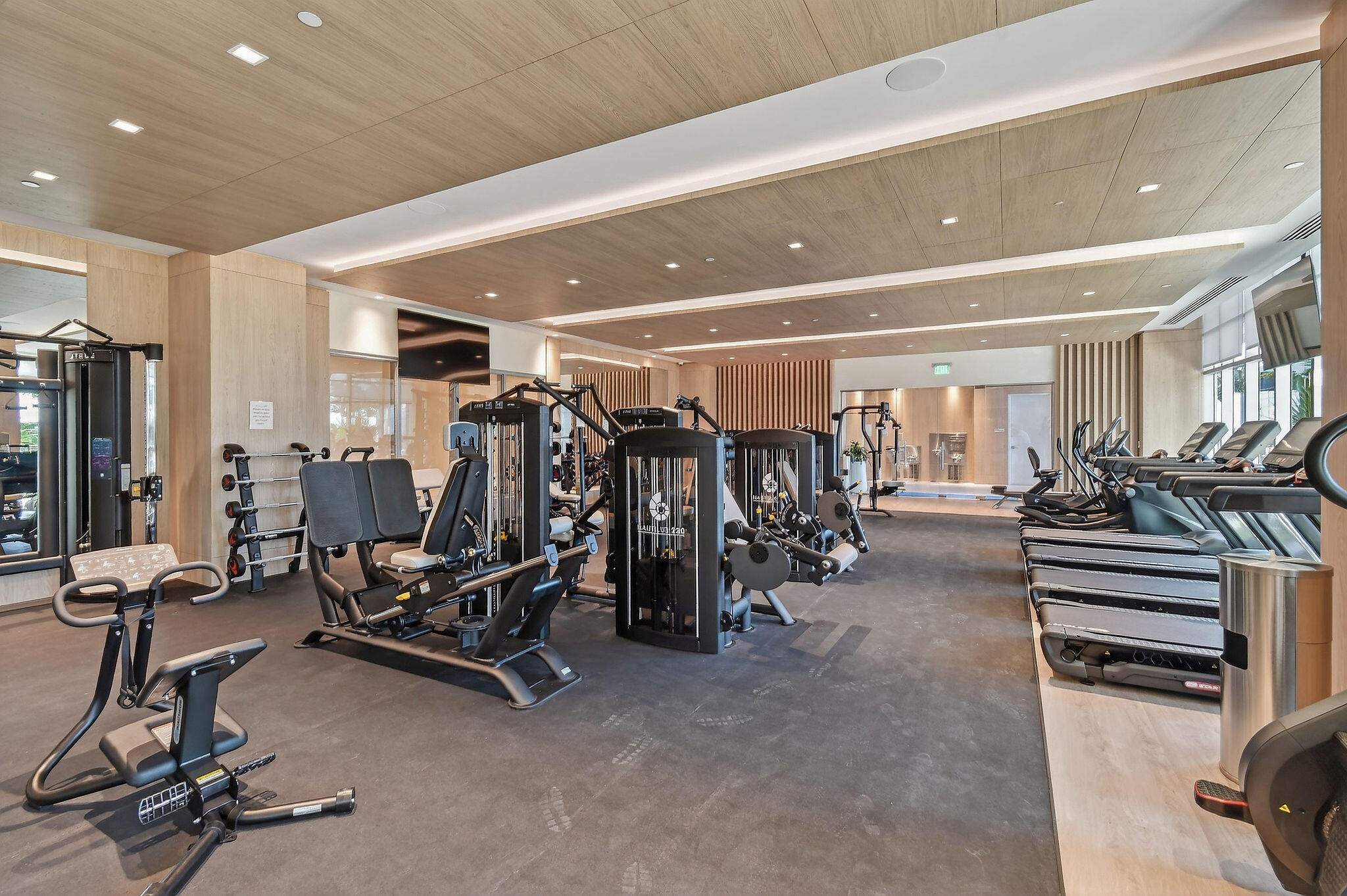 NAUTILUS 220 CONDO - Residential