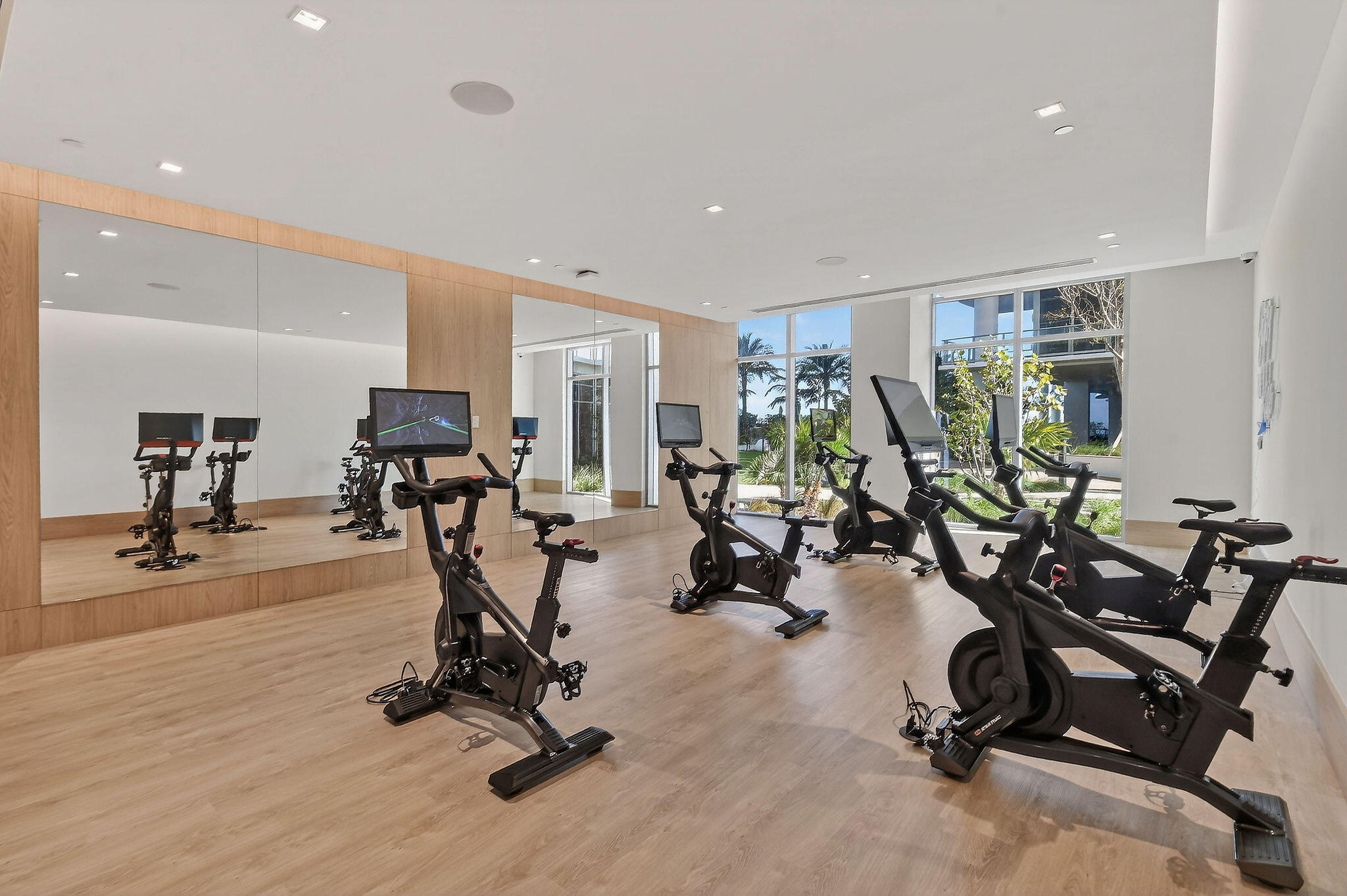 NAUTILUS 220 CONDO - Residential