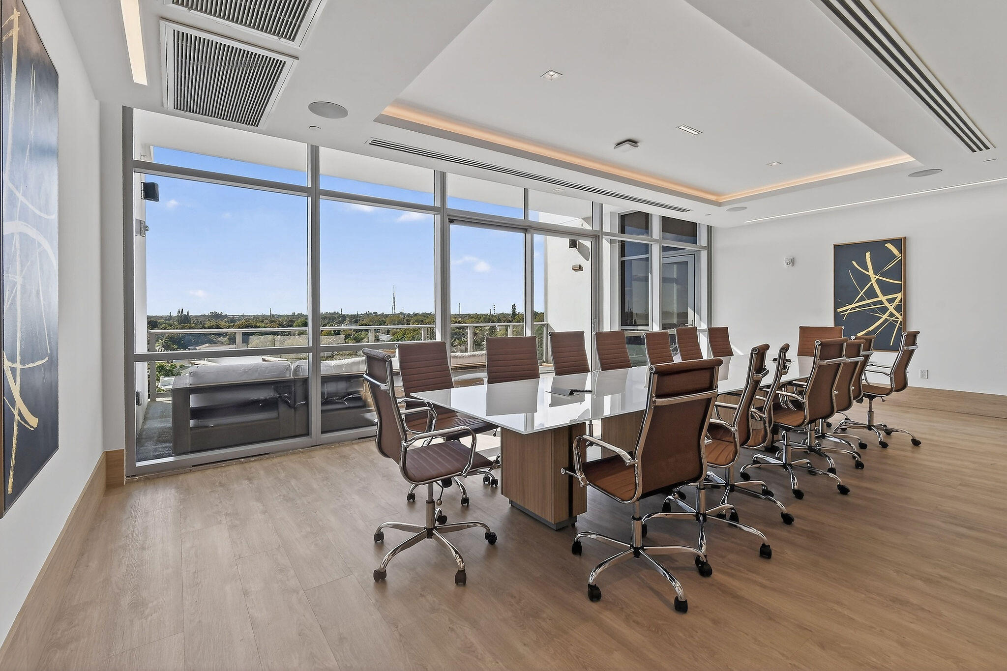 NAUTILUS 220 CONDO - Residential