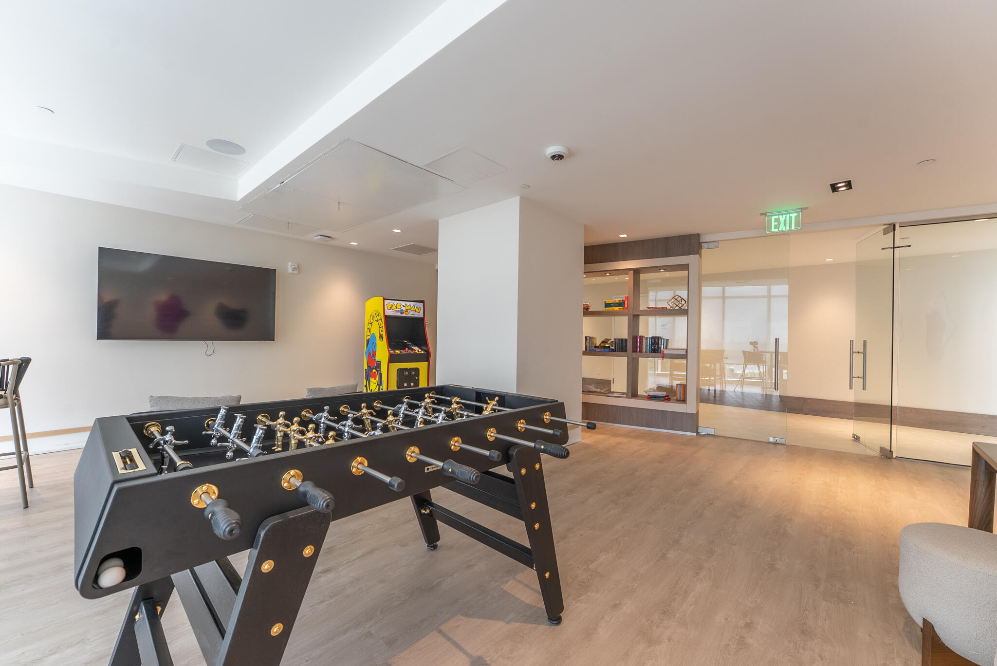 NAUTILUS 220 CONDO - Residential